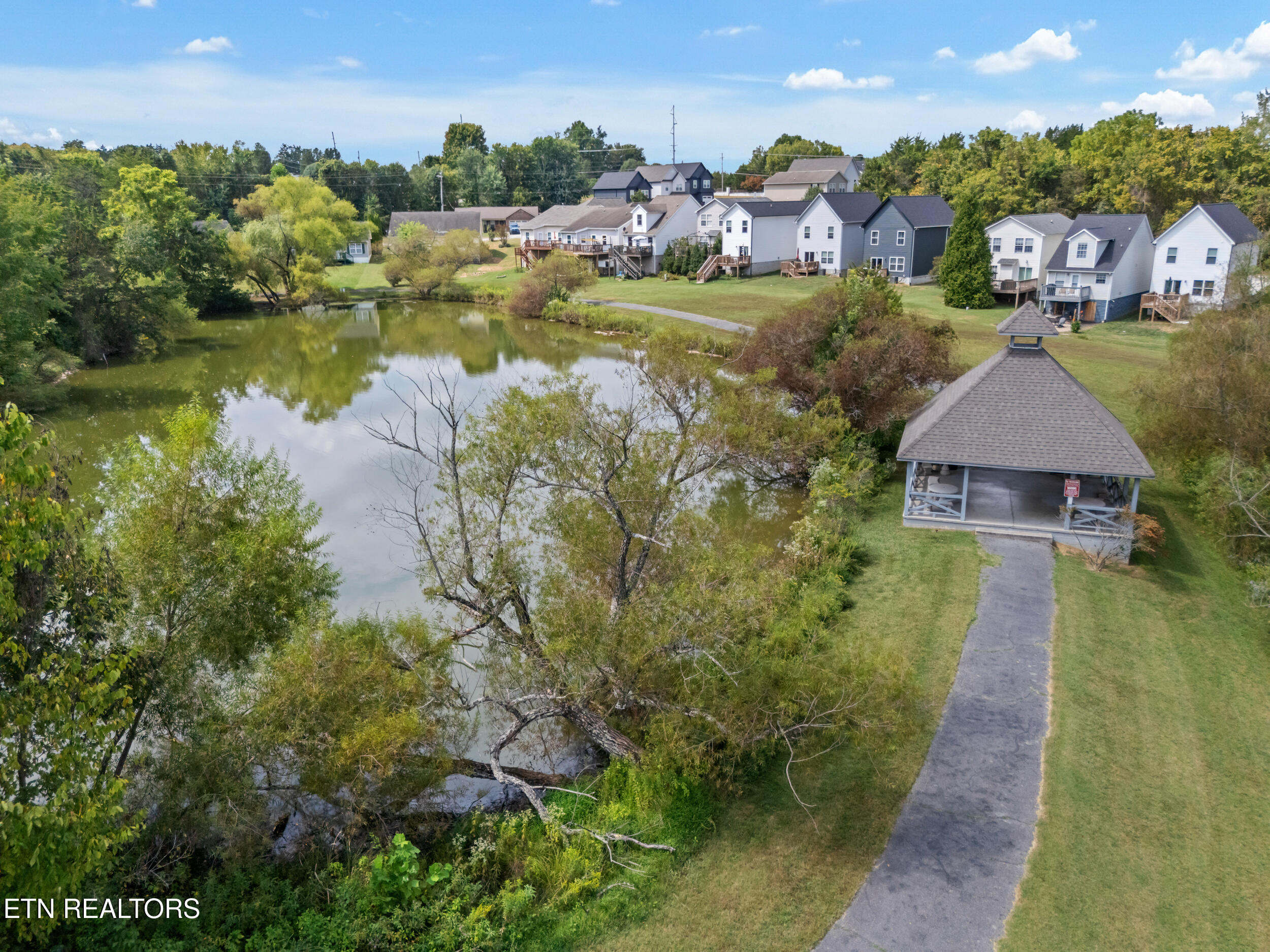 6712 Water Lilly Way Knoxville TN 37918