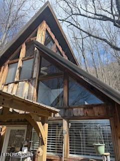 911 Swan Saddle Sevierville TN 37876