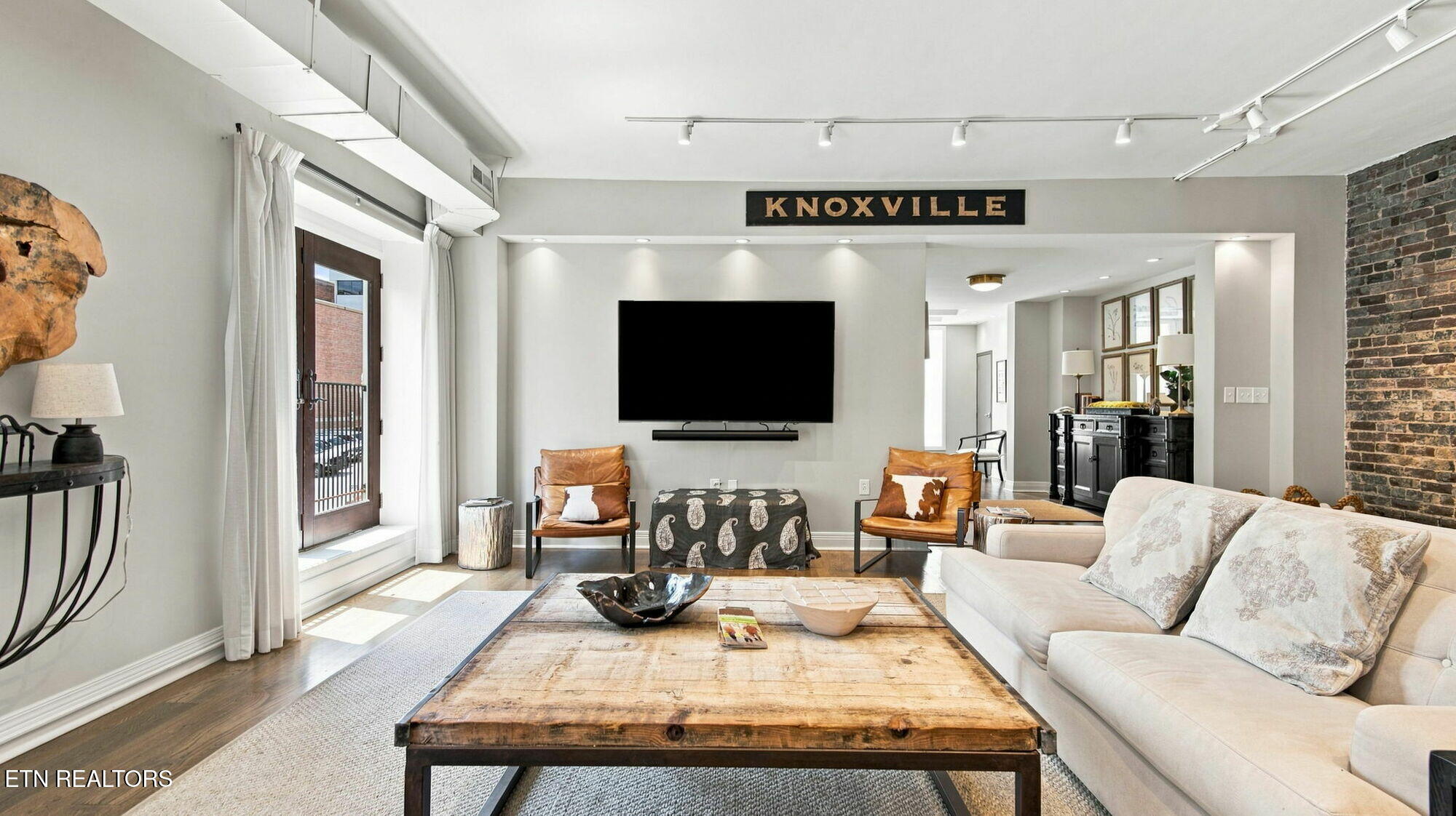 304 S Gay Street Knoxville TN 37902