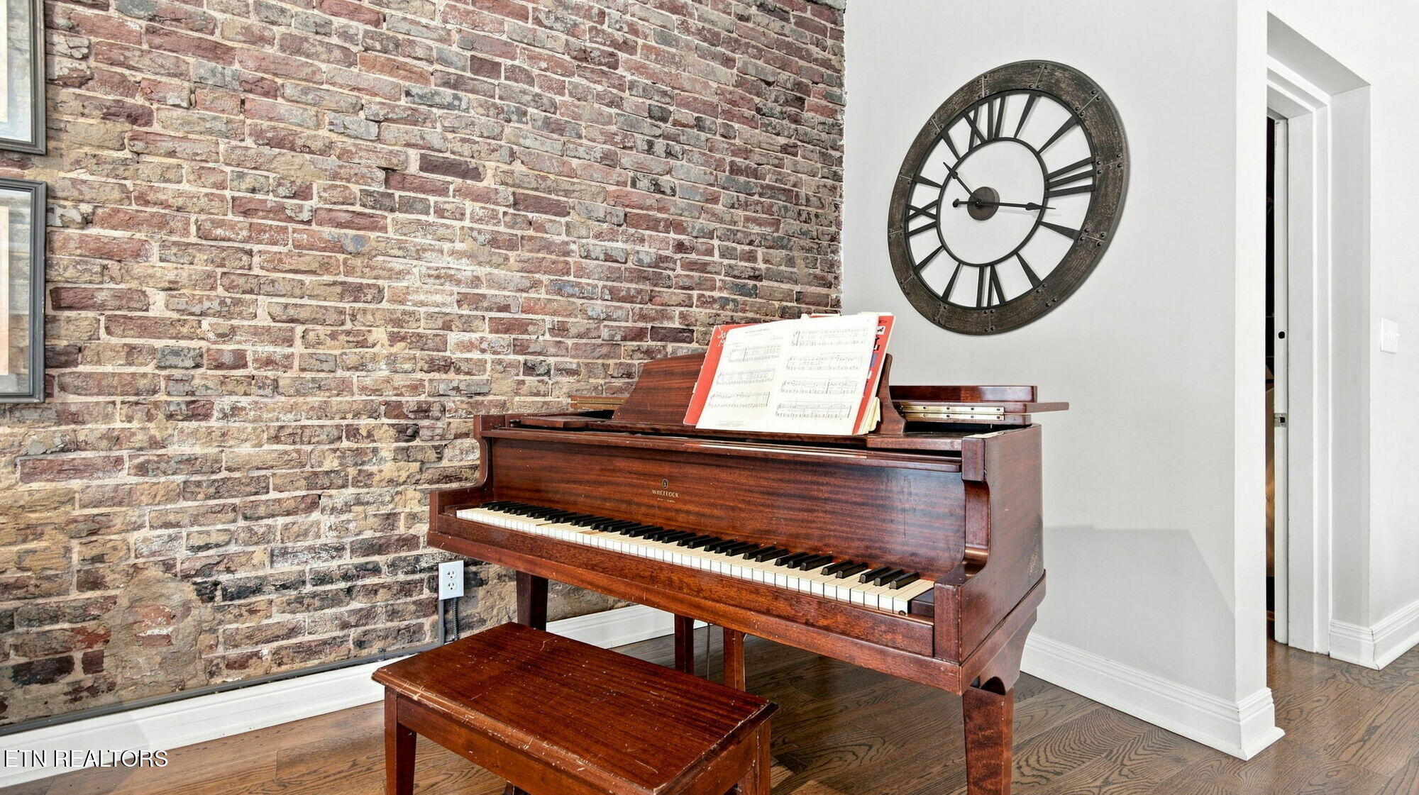 304 S Gay Street Knoxville TN 37902