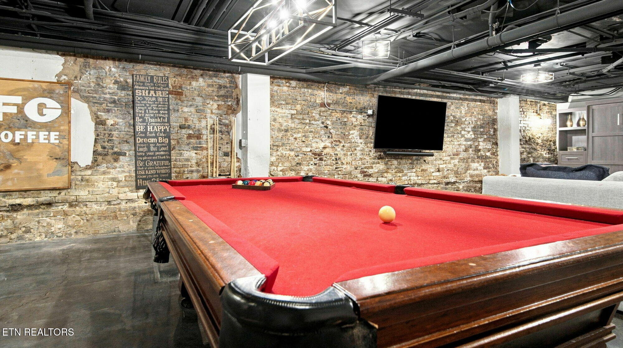 304 S Gay Street Knoxville TN 37902