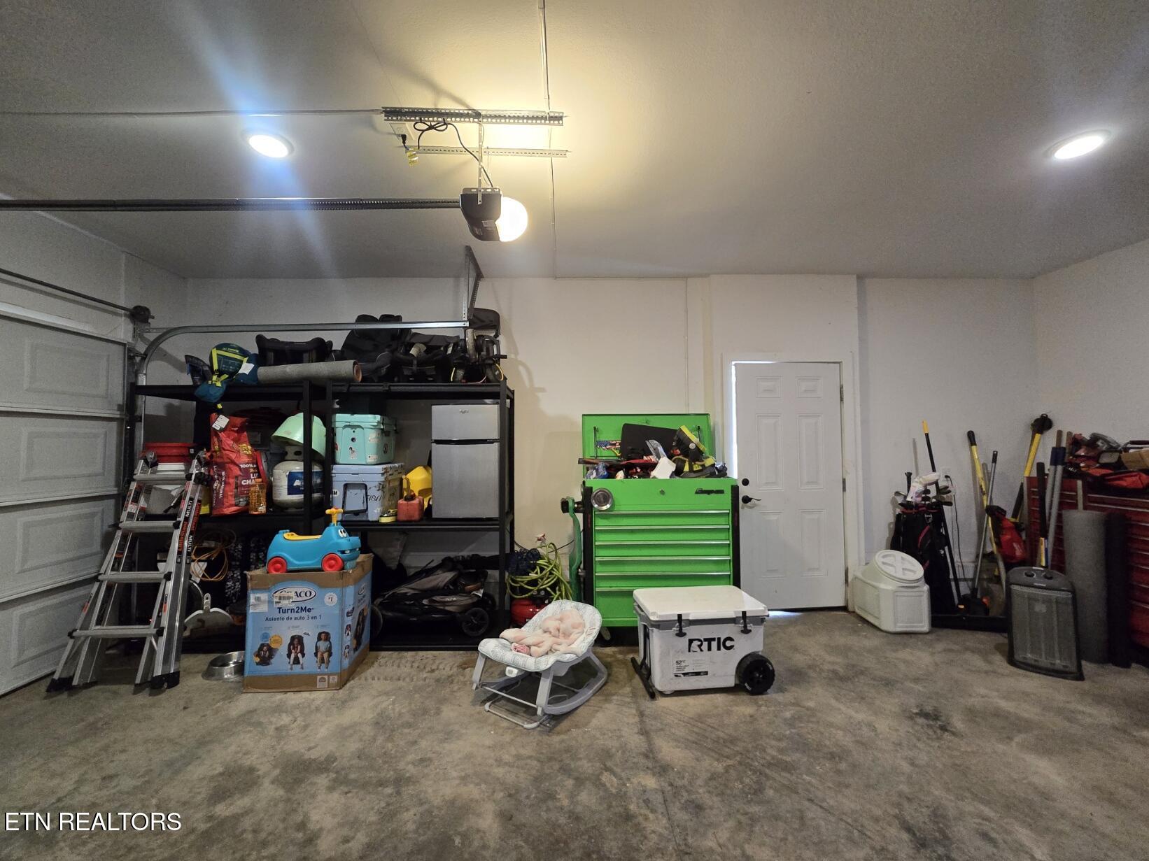 806 Cooper Lake Road Oneida TN 37841