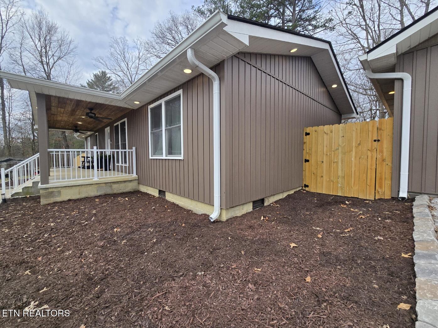 806 Cooper Lake Road Oneida TN 37841