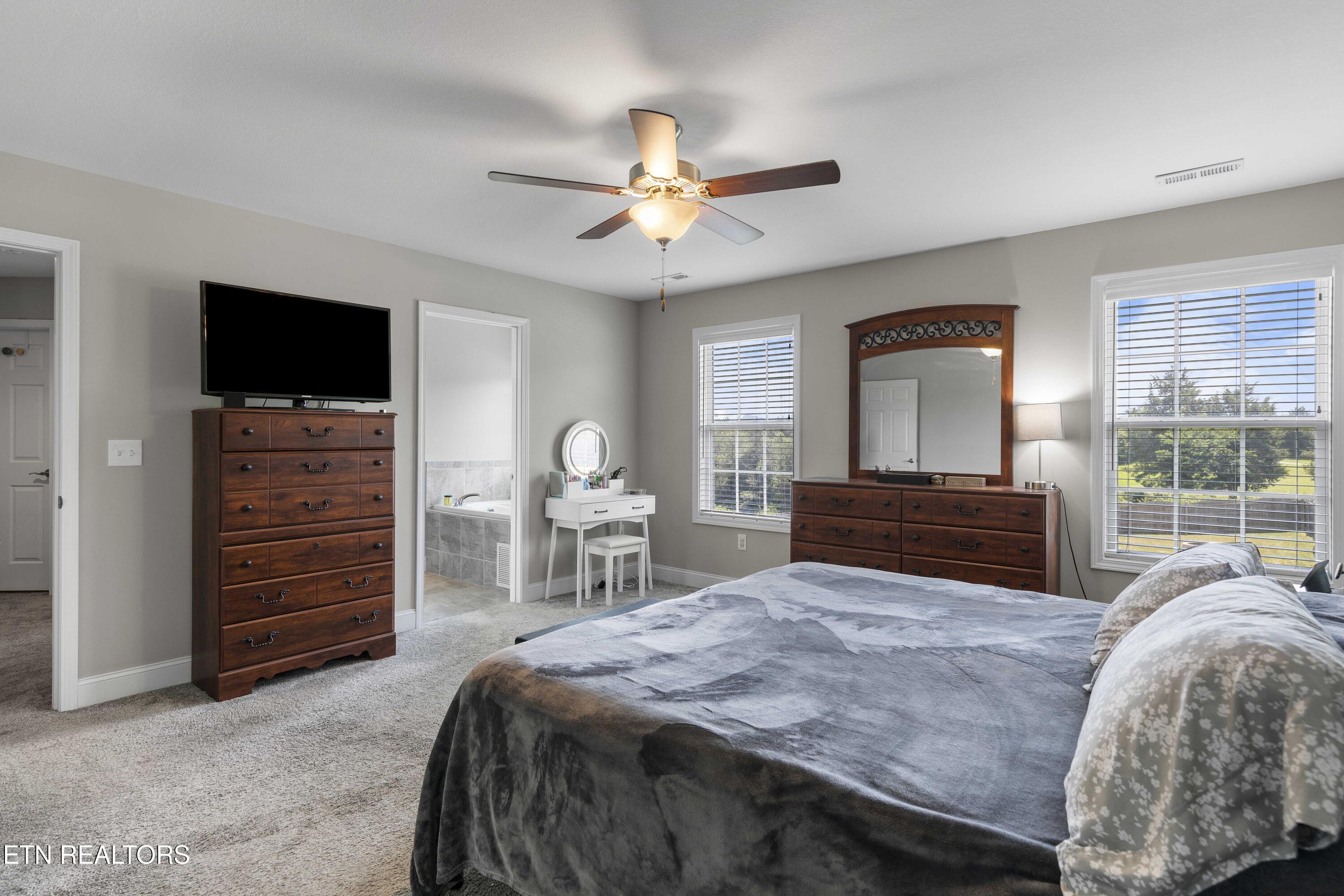 1152 Cloud View Drive Powell TN 37849