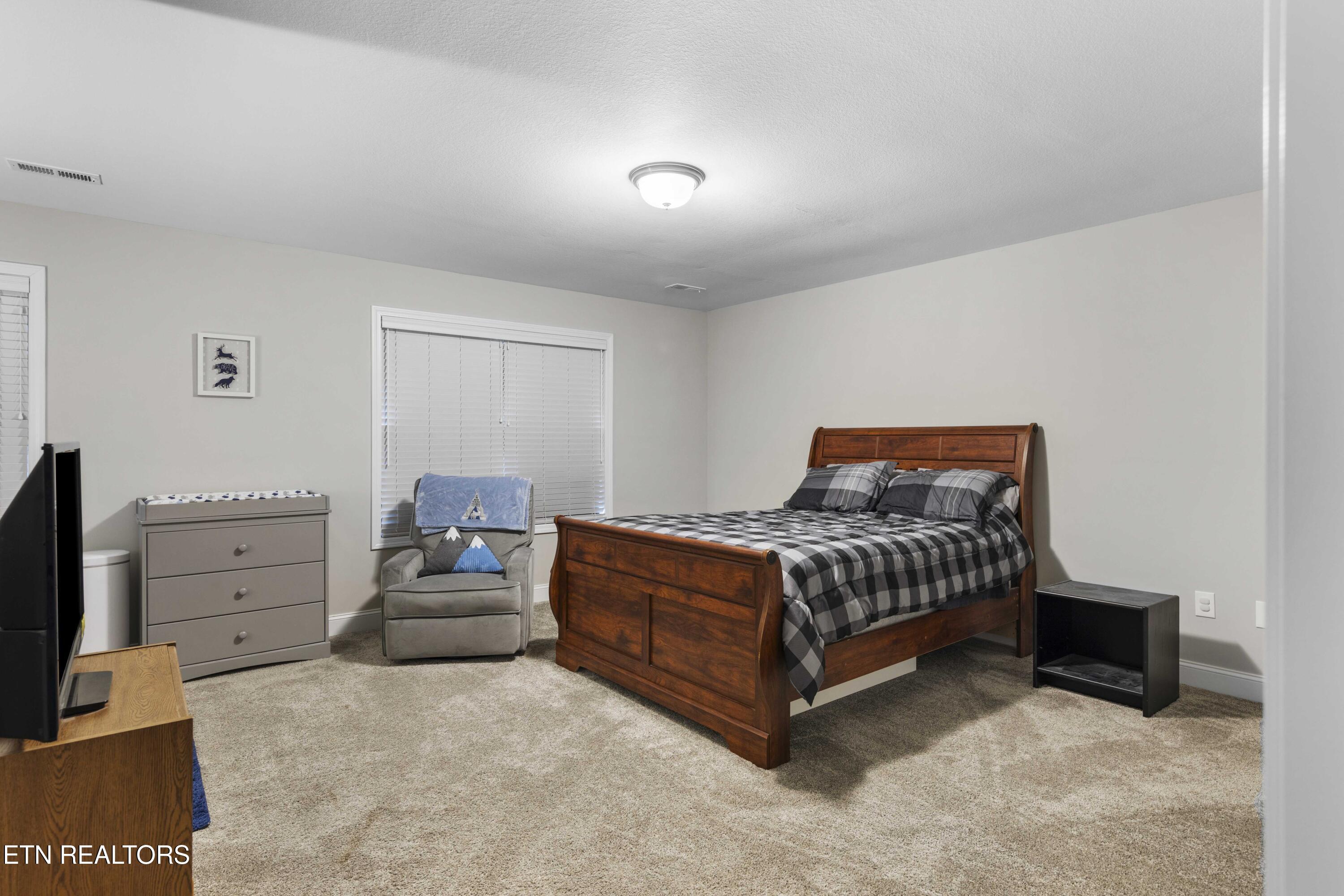 1152 Cloud View Drive Powell TN 37849
