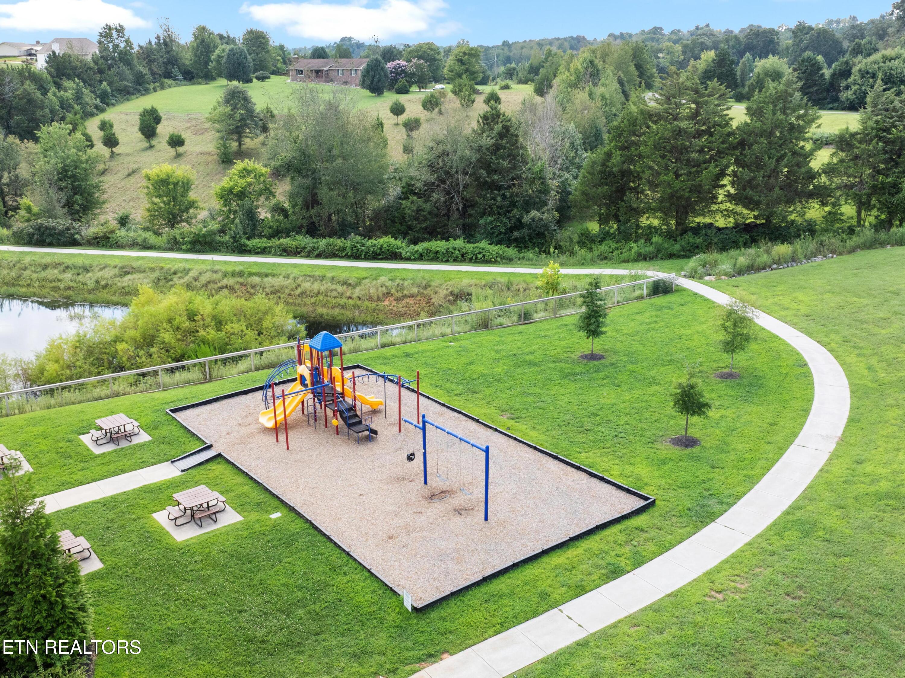 1152 Cloud View Drive Powell TN 37849