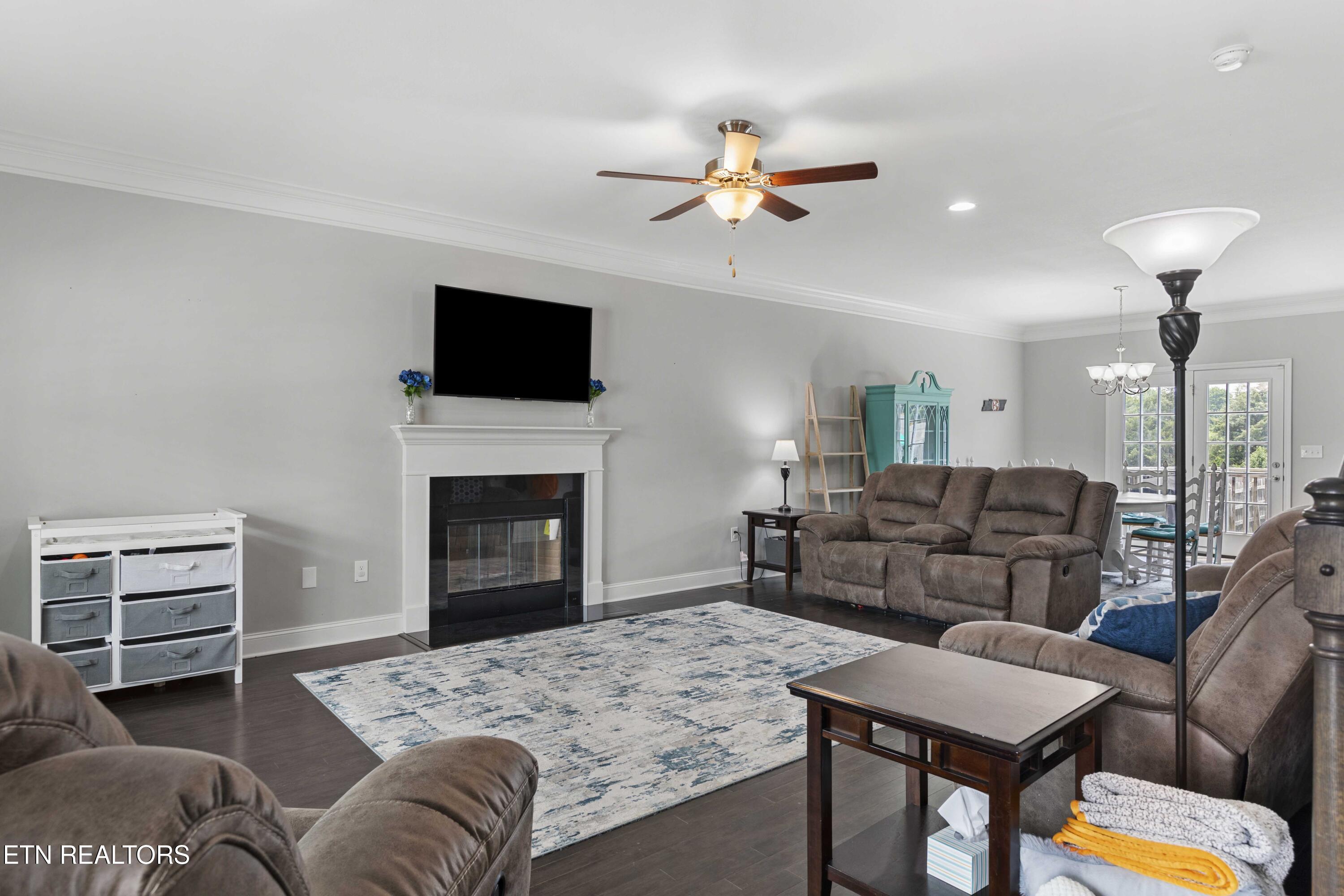 1152 Cloud View Drive Powell TN 37849