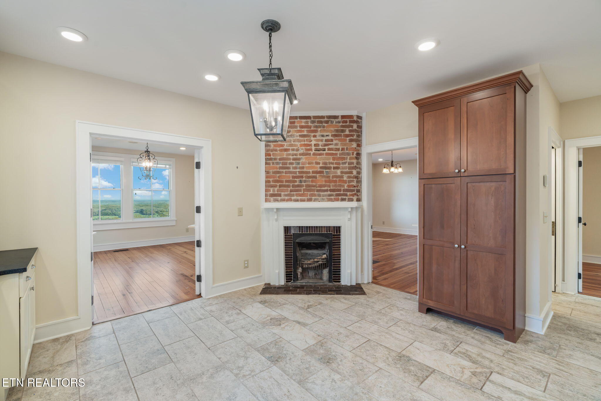 692 Possum Trot Road Grandview TN 37337