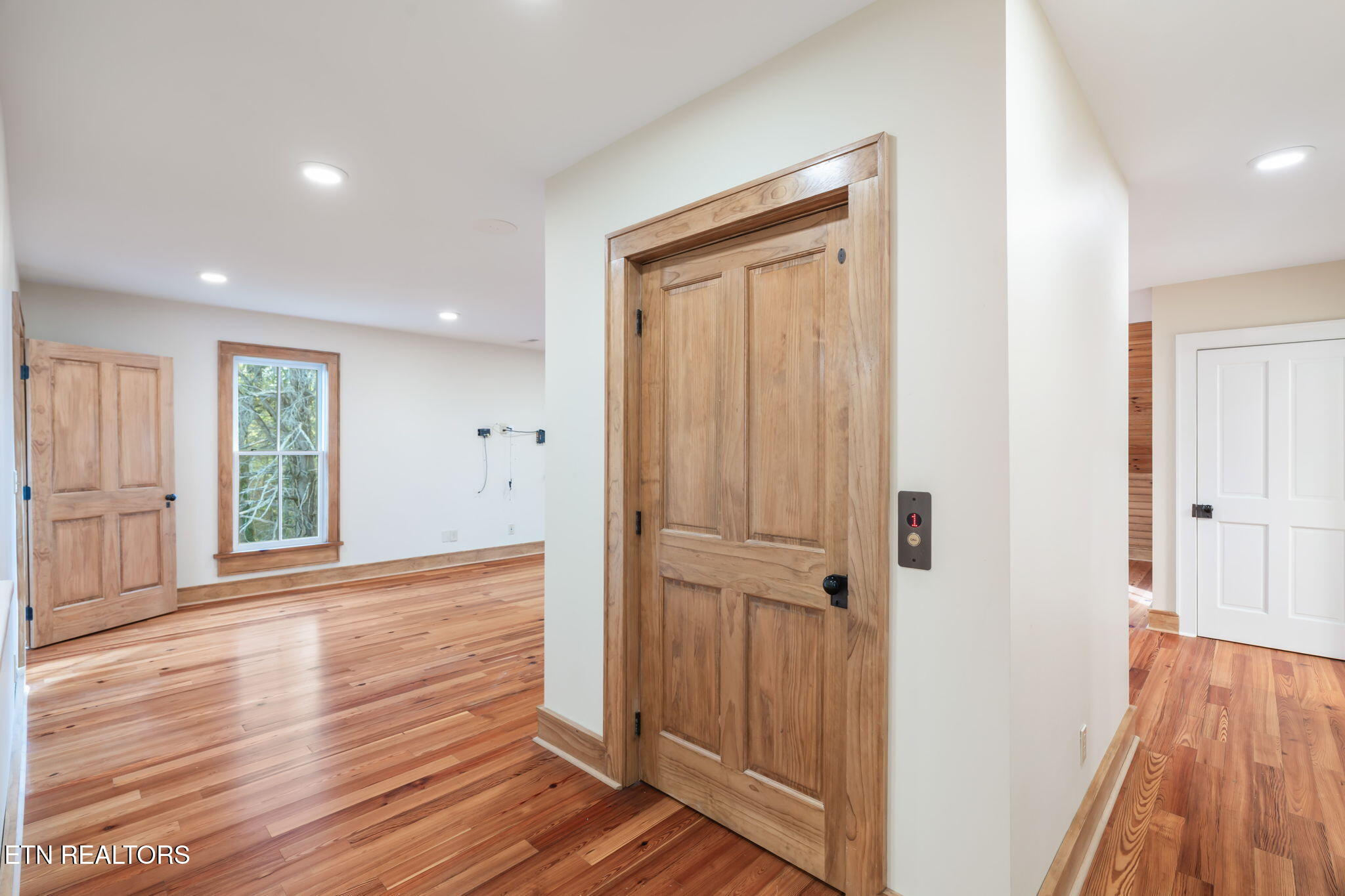 692 Possum Trot Road Grandview TN 37337