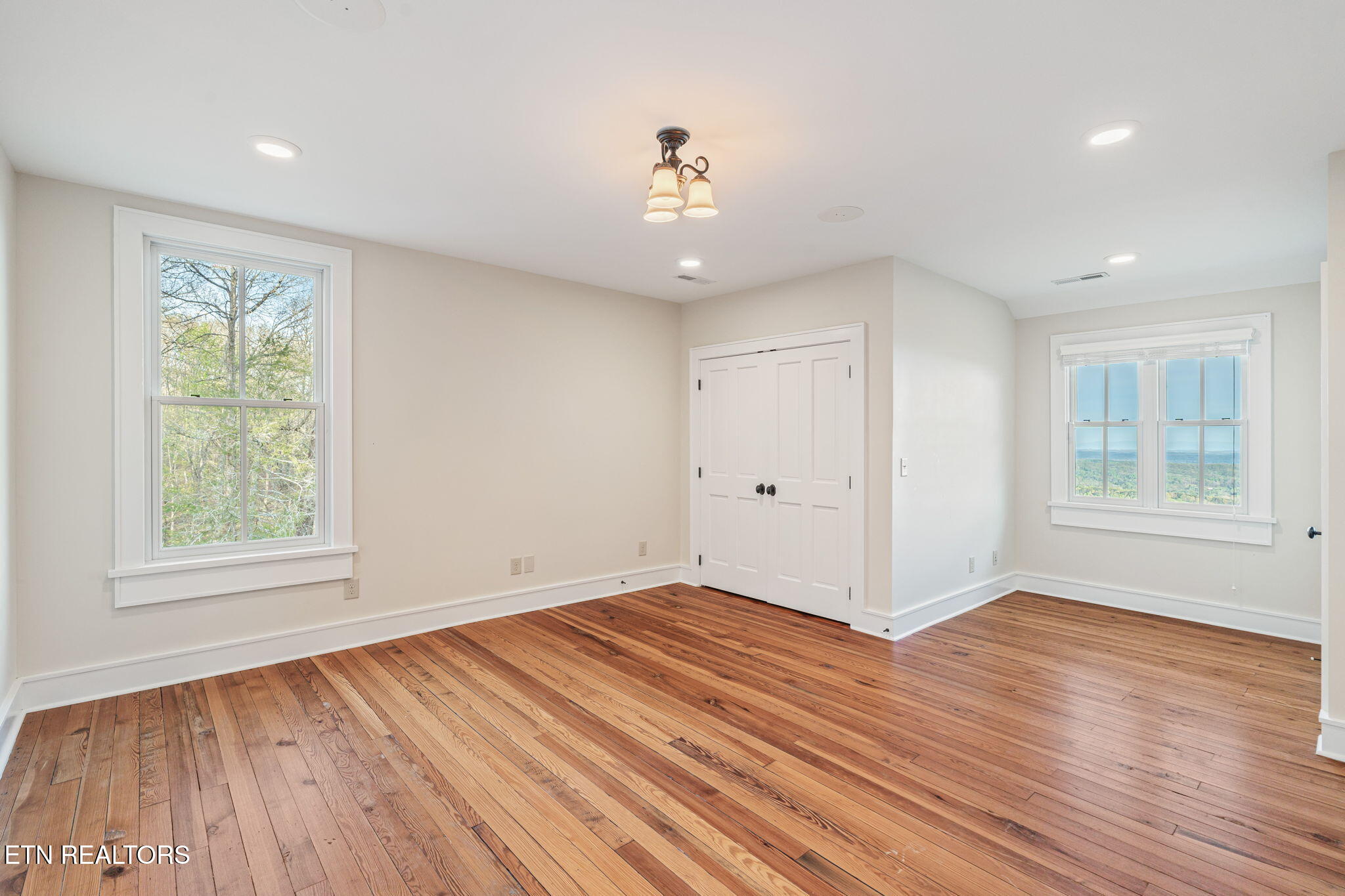 692 Possum Trot Road Grandview TN 37337