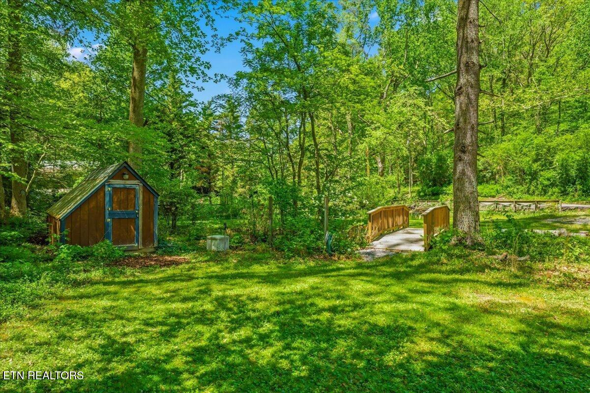 8773 White Wing Road Lenoir City TN 37771
