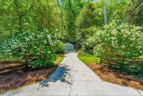 8773 White Wing Road Lenoir City TN 37771