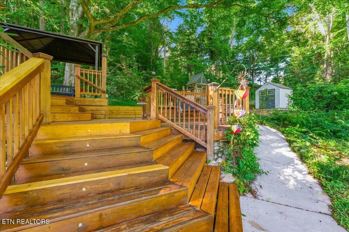 8773 White Wing Road Lenoir City TN 37771