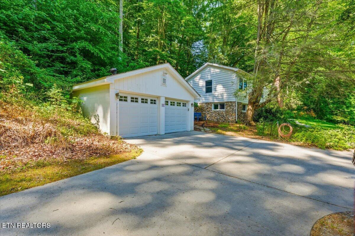 8773 White Wing Road Lenoir City TN 37771