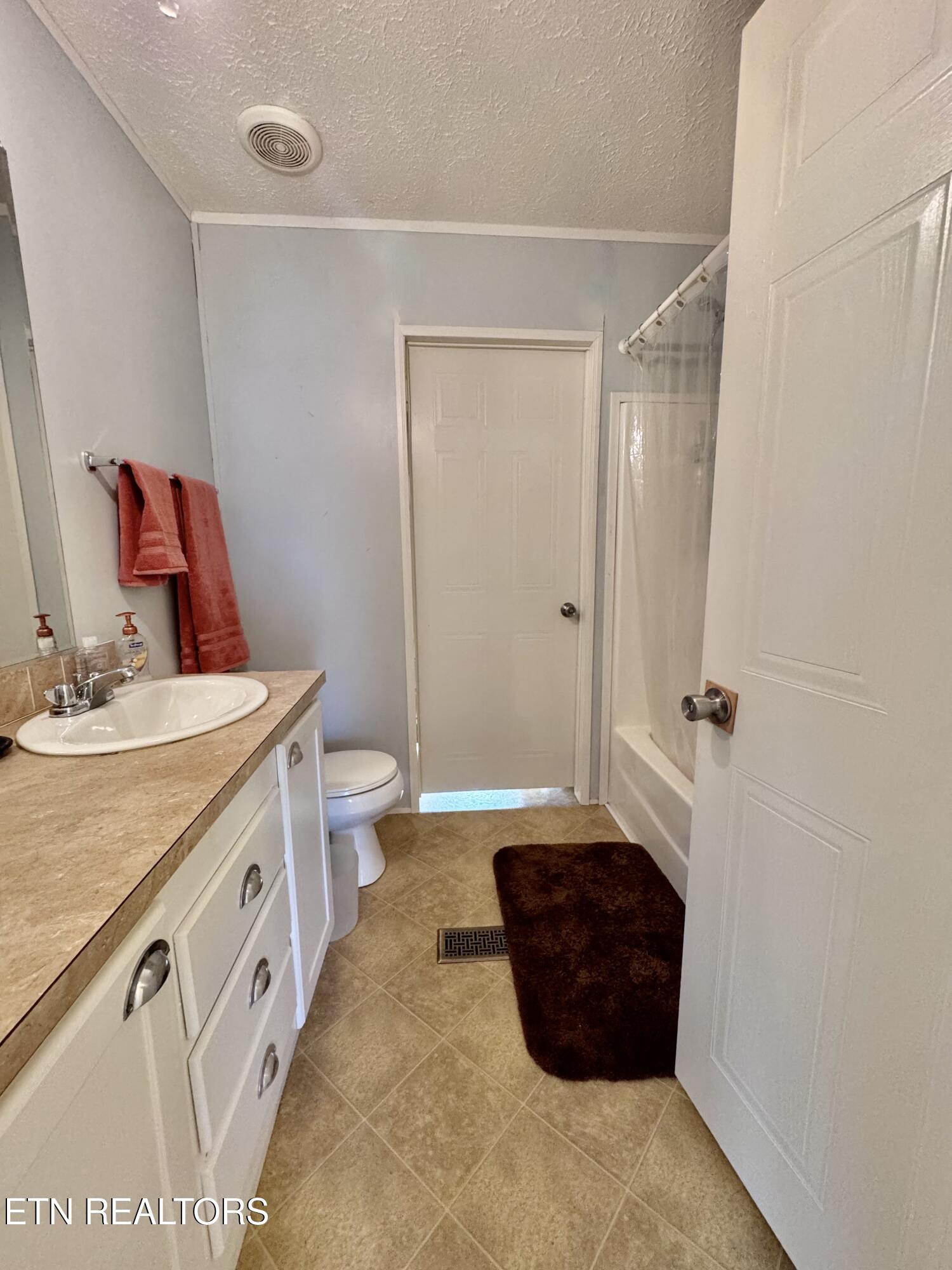 9202 Strawberry Plains Pike Strawberry Plains TN 37871