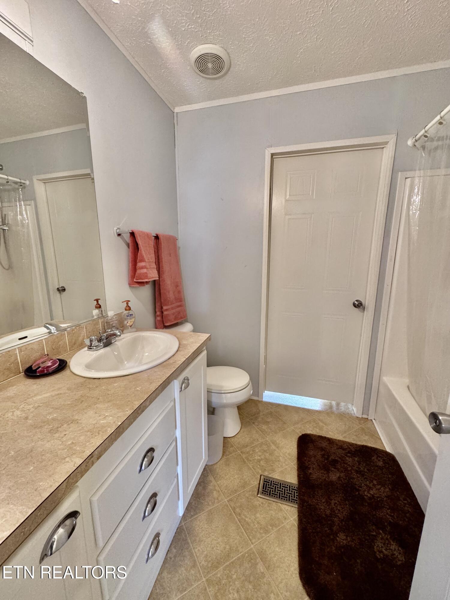 9202 Strawberry Plains Pike Strawberry Plains TN 37871