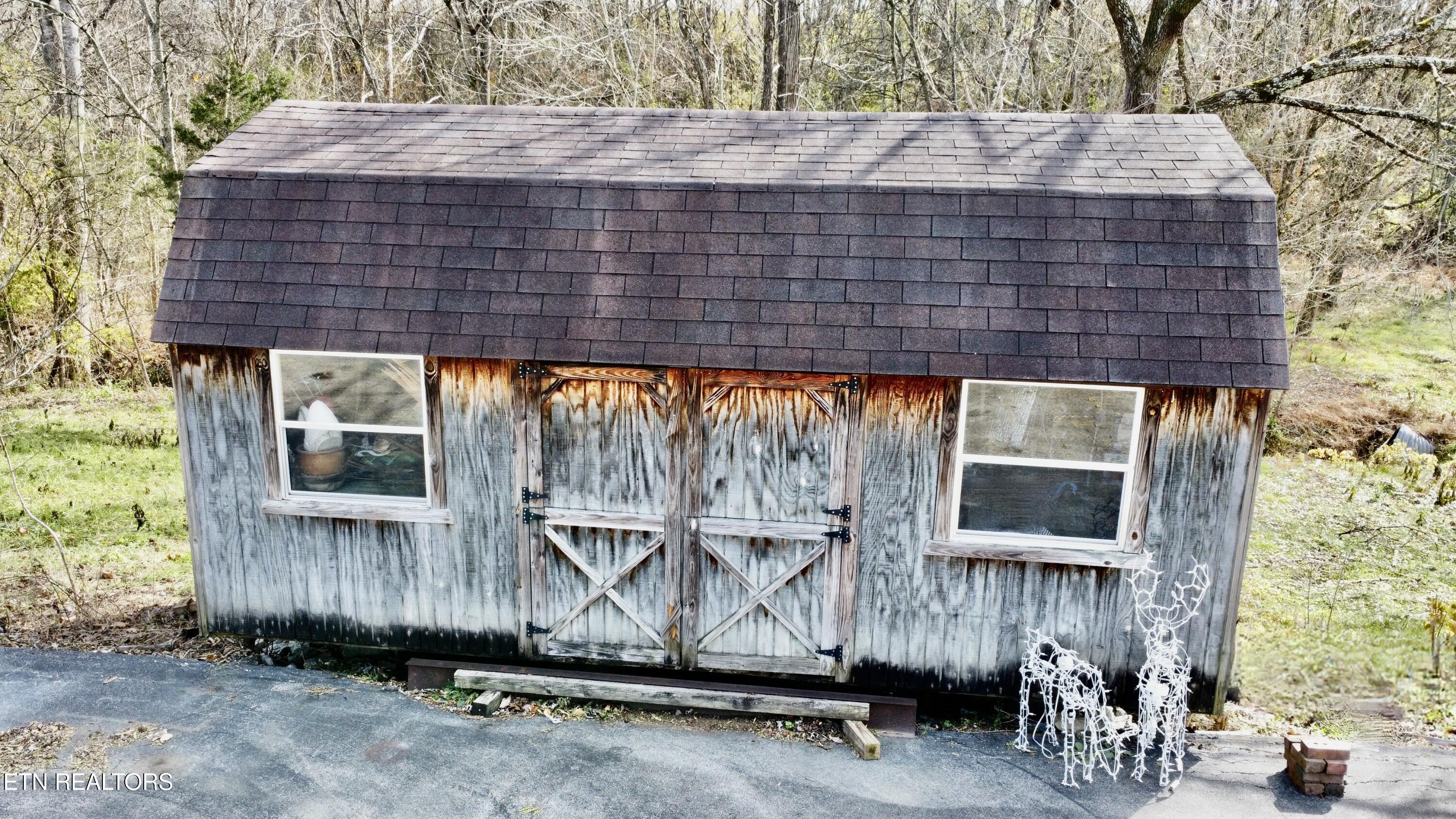 9202 Strawberry Plains Pike Strawberry Plains TN 37871
