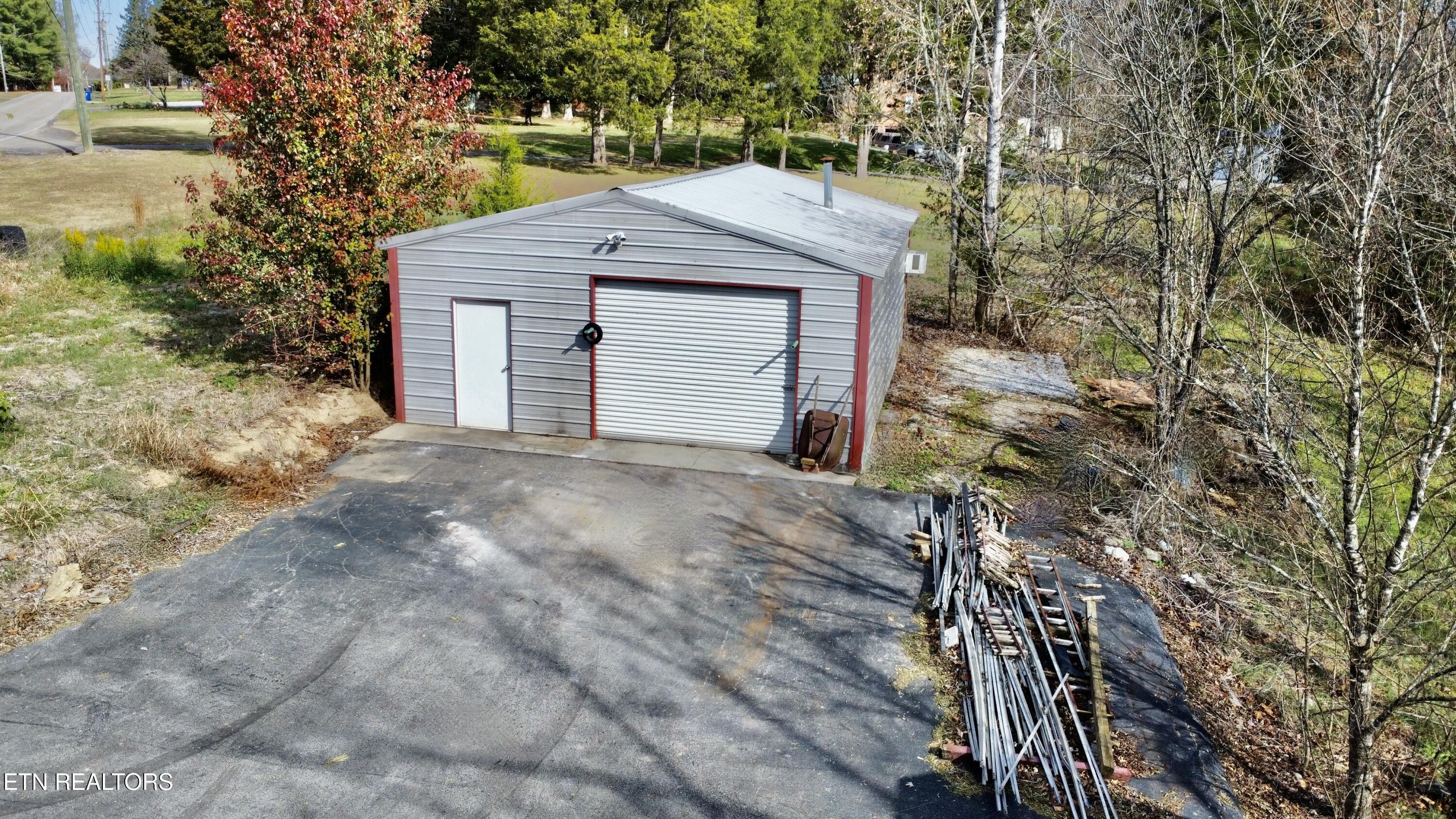 9202 Strawberry Plains Pike Strawberry Plains TN 37871
