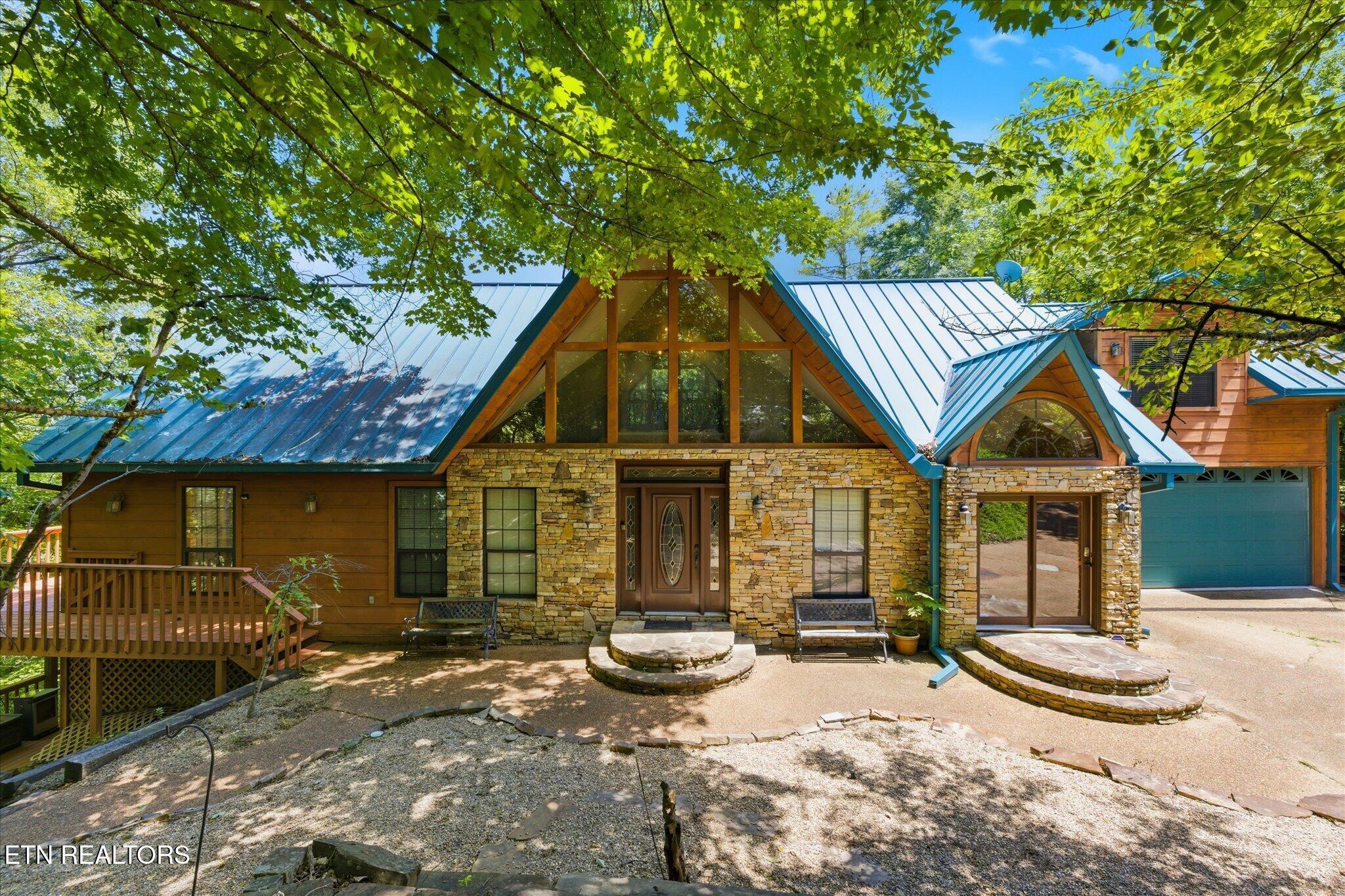 201 Clear Point Lane Pigeon Forge TN 37863