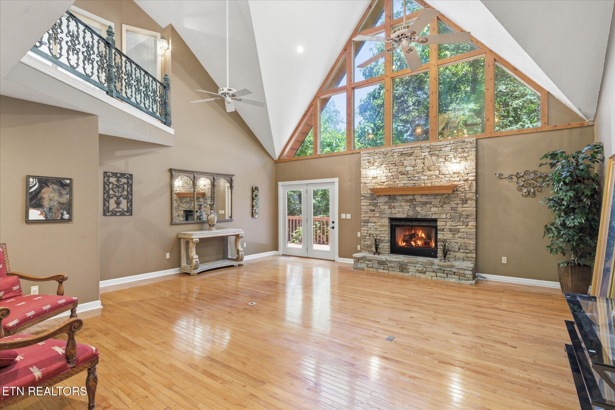 201 Clear Point Lane Pigeon Forge TN 37863