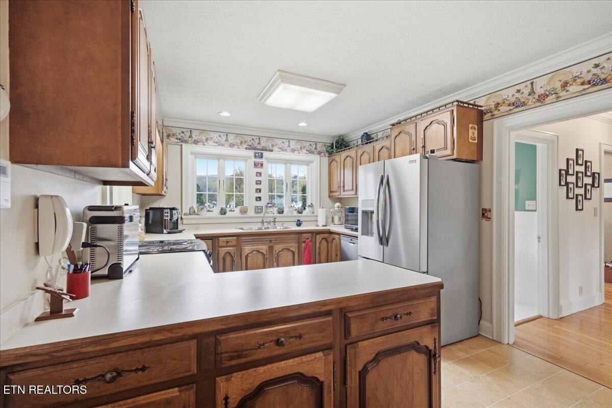 607 S Charles G Seivers Boulevard Clinton TN 37716