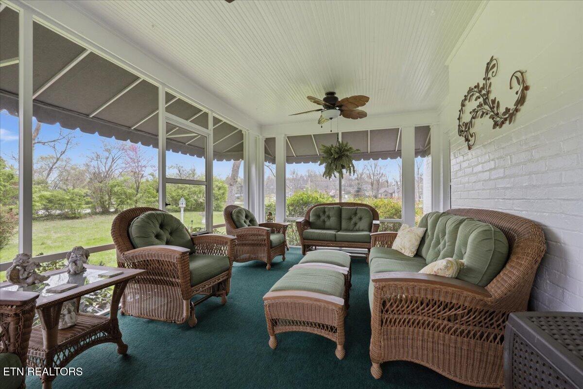 607 S Charles G Seivers Boulevard Clinton TN 37716