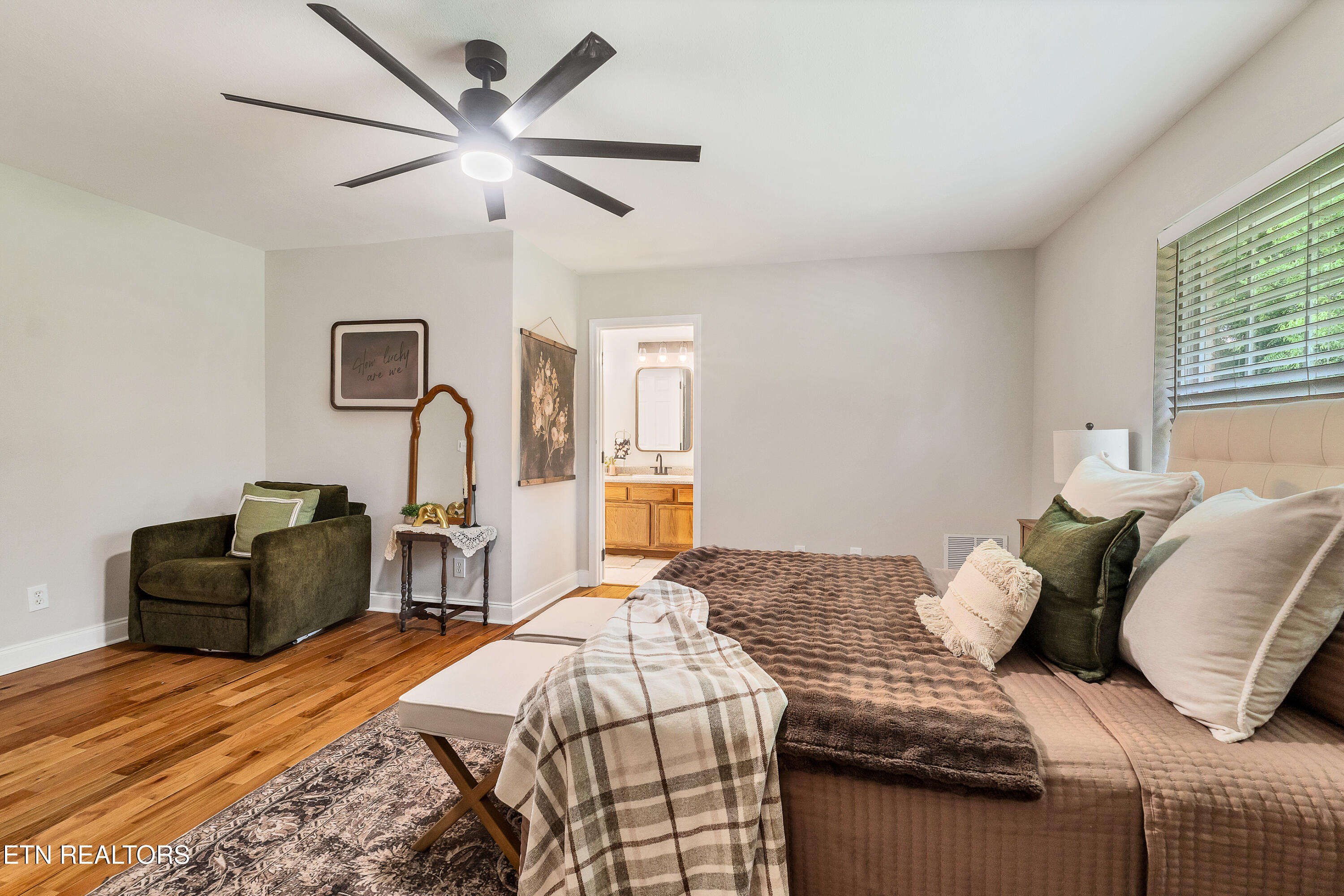 2802 Country Meadows Lane Maryville TN 37803