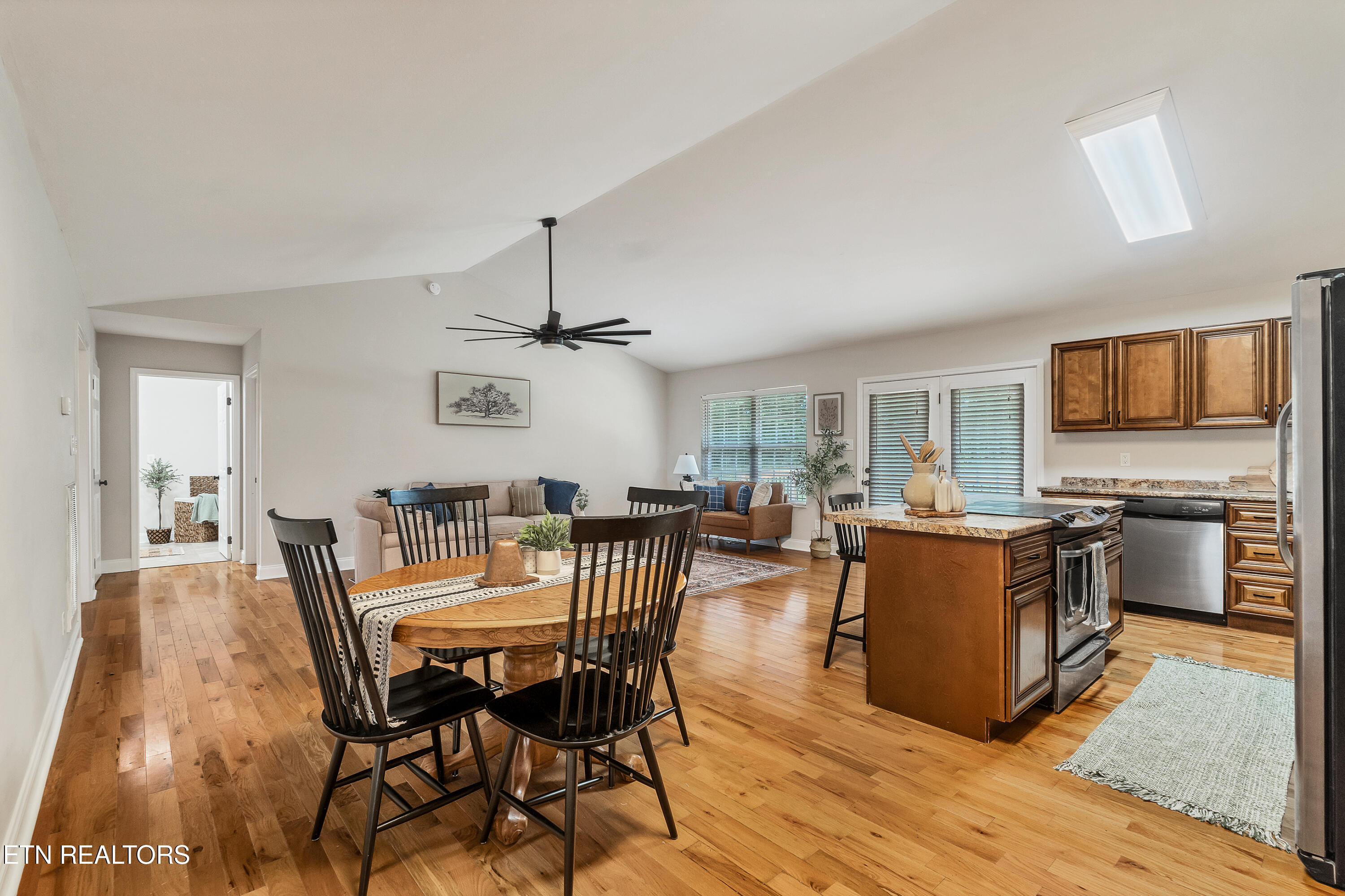 2802 Country Meadows Lane Maryville TN 37803