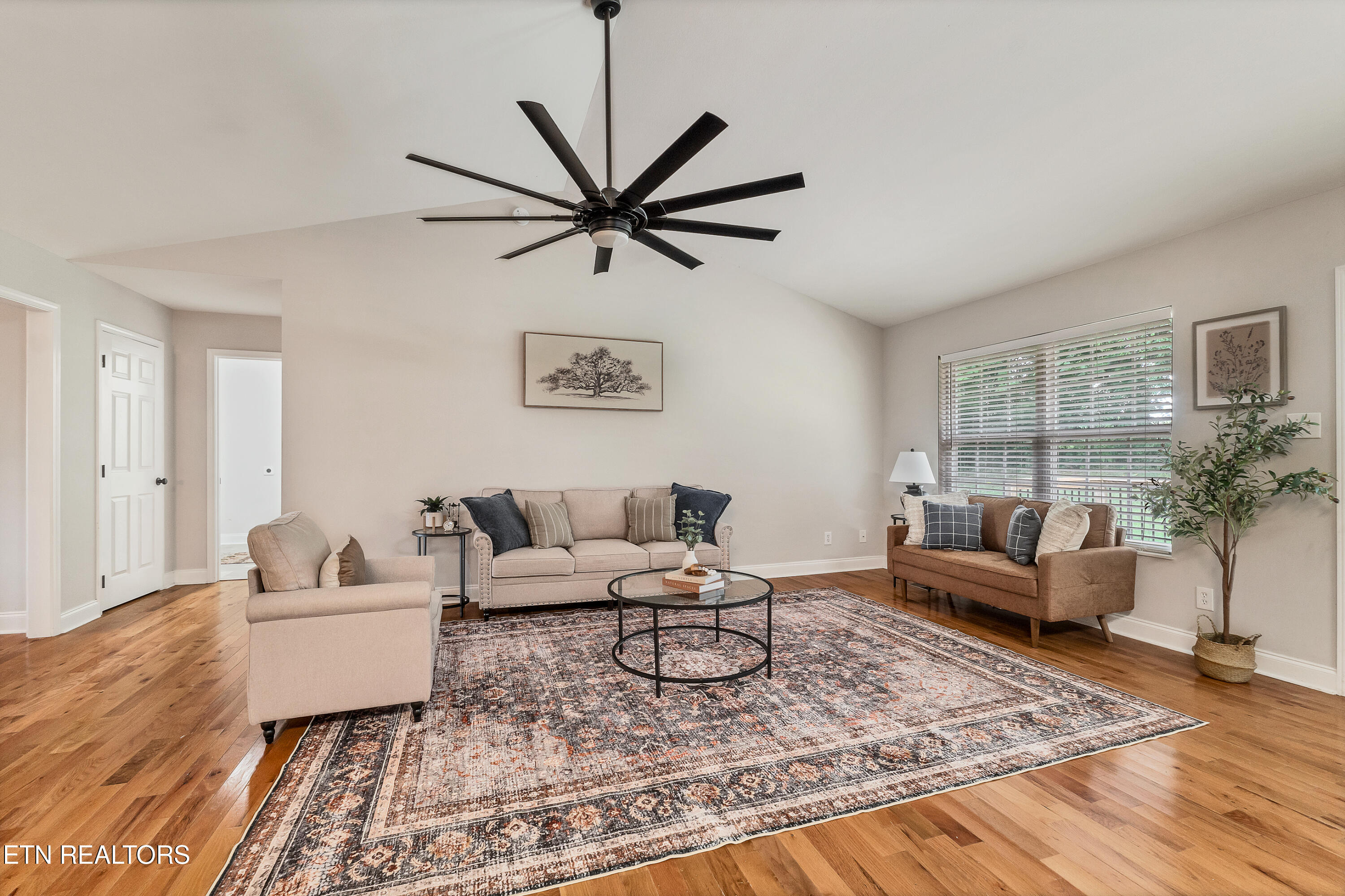 2802 Country Meadows Lane Maryville TN 37803