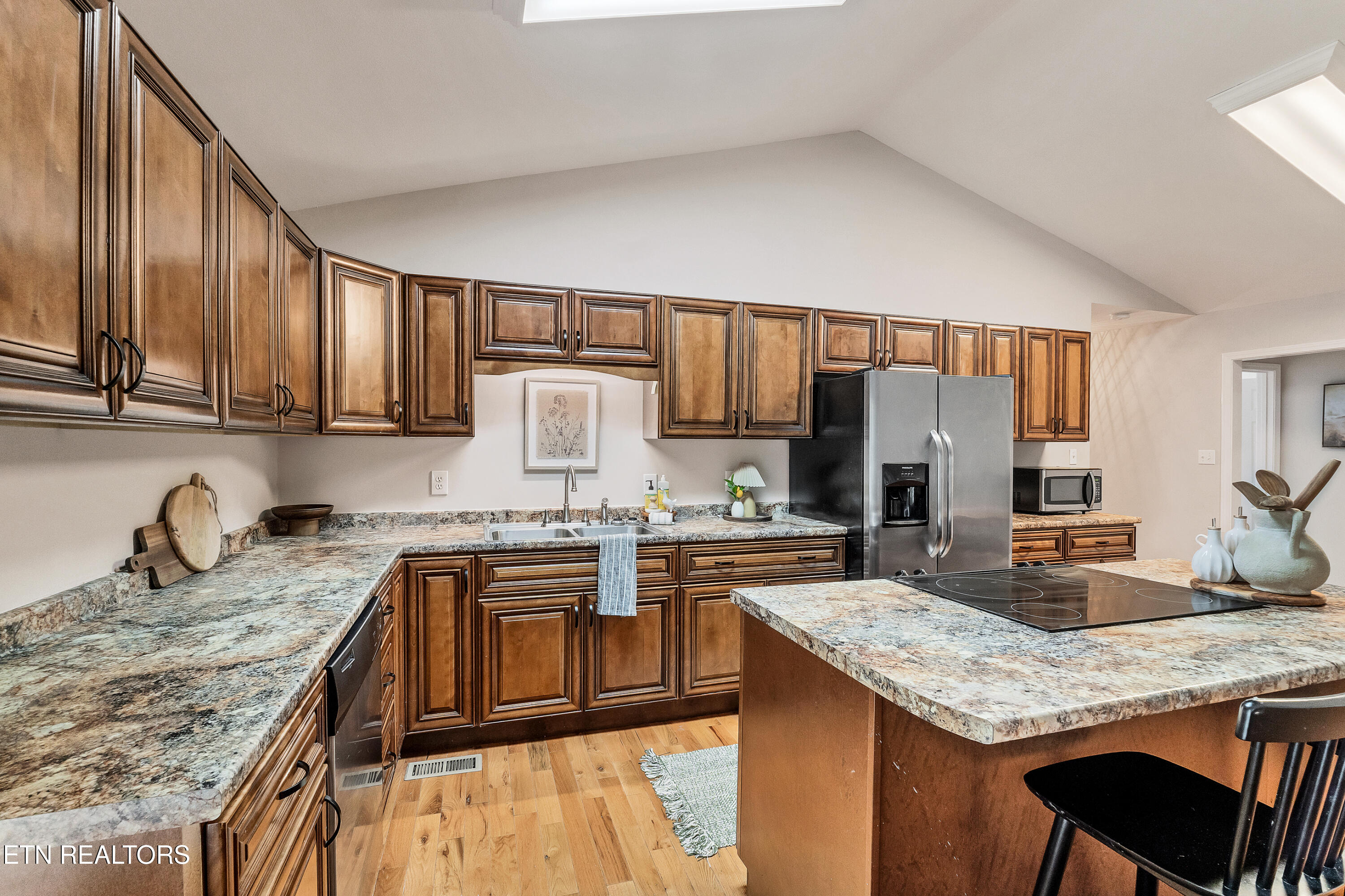 2802 Country Meadows Lane Maryville TN 37803