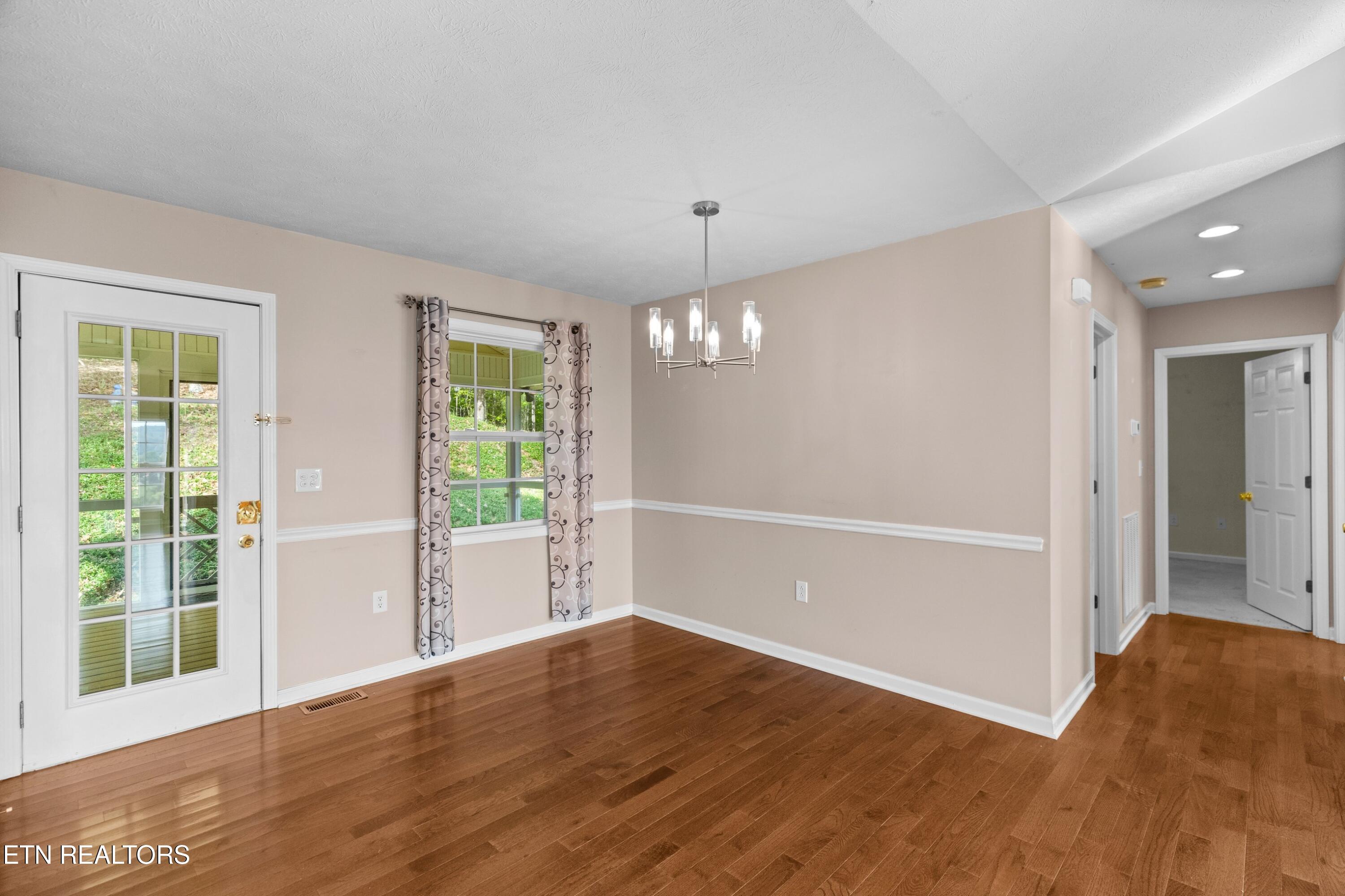 833 Thomas Farms Drive Jefferson City TN 37760