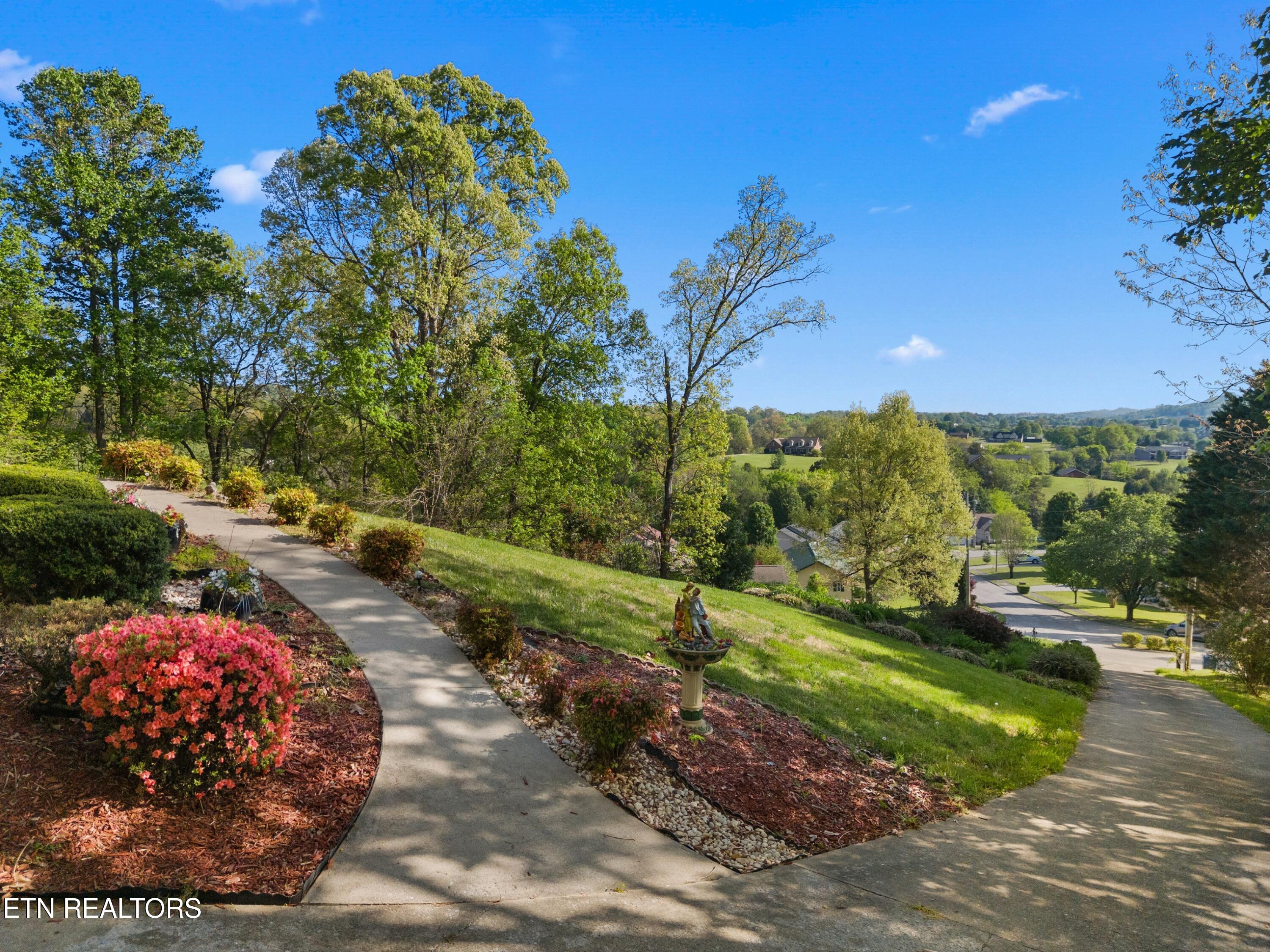 833 Thomas Farms Drive Jefferson City TN 37760