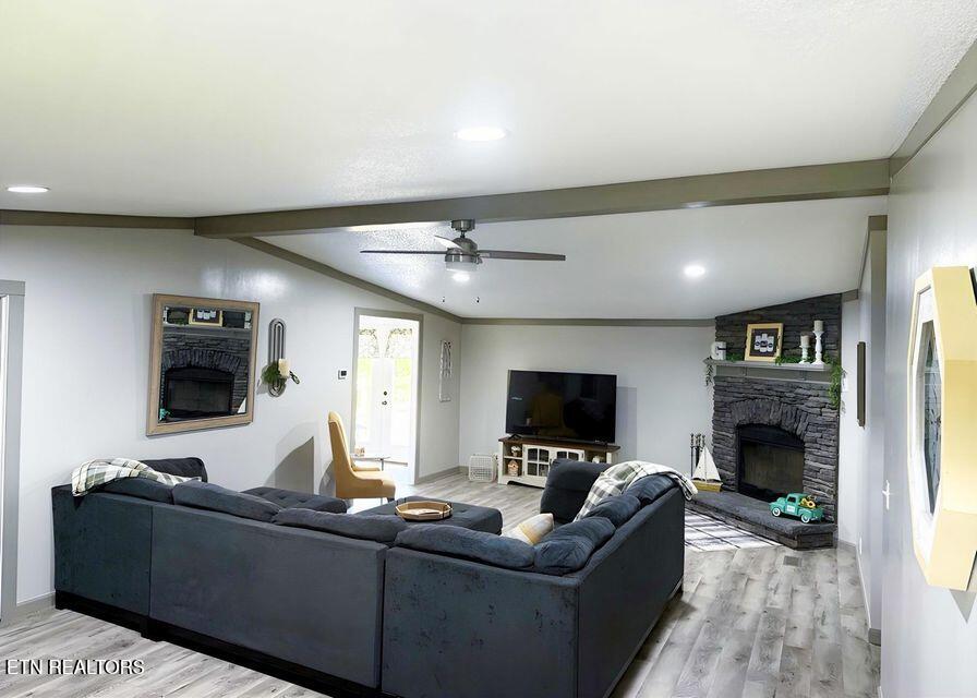 1680 Canal Lane Dandridge TN 37725