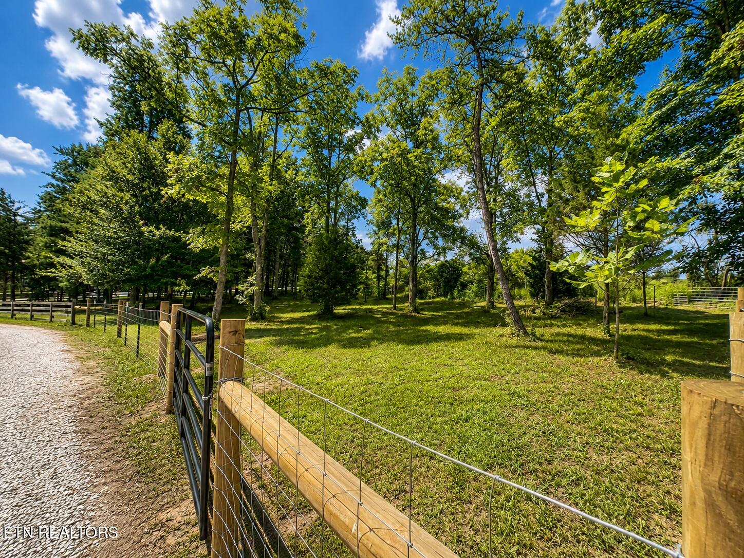 213 Indian Rock Trail Jamestown TN 38556