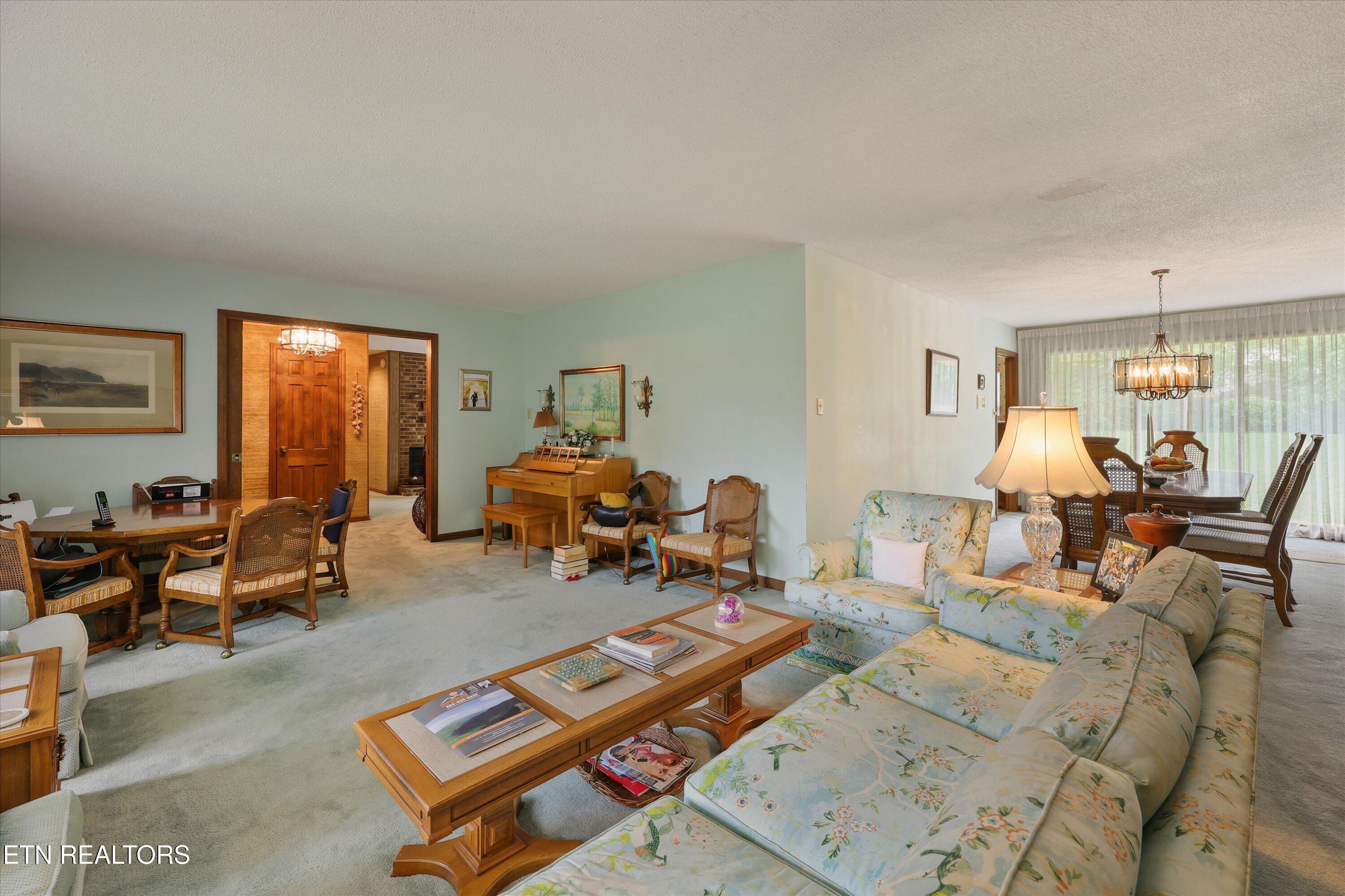 944 S Briarcliff Circle Maryville TN 37803