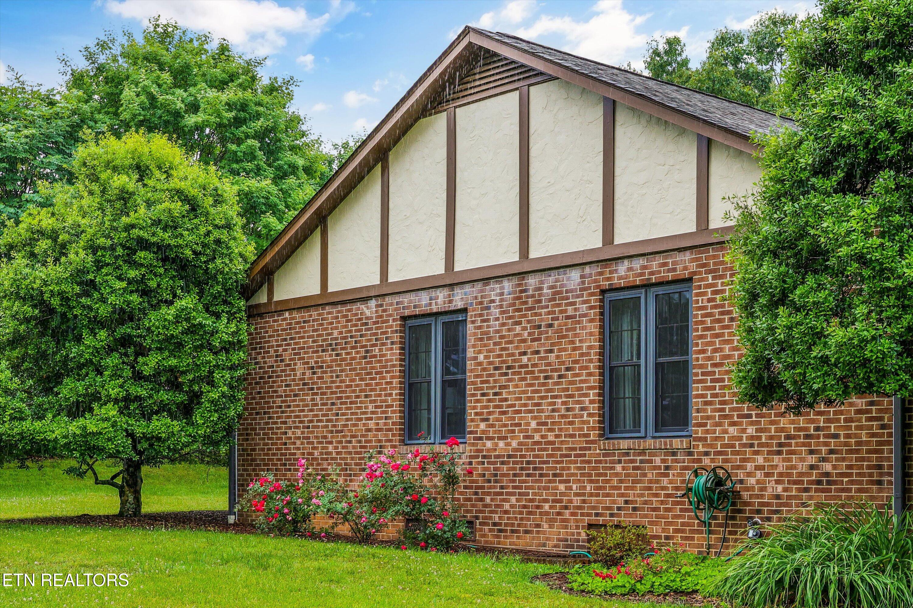 944 S Briarcliff Circle Maryville TN 37803