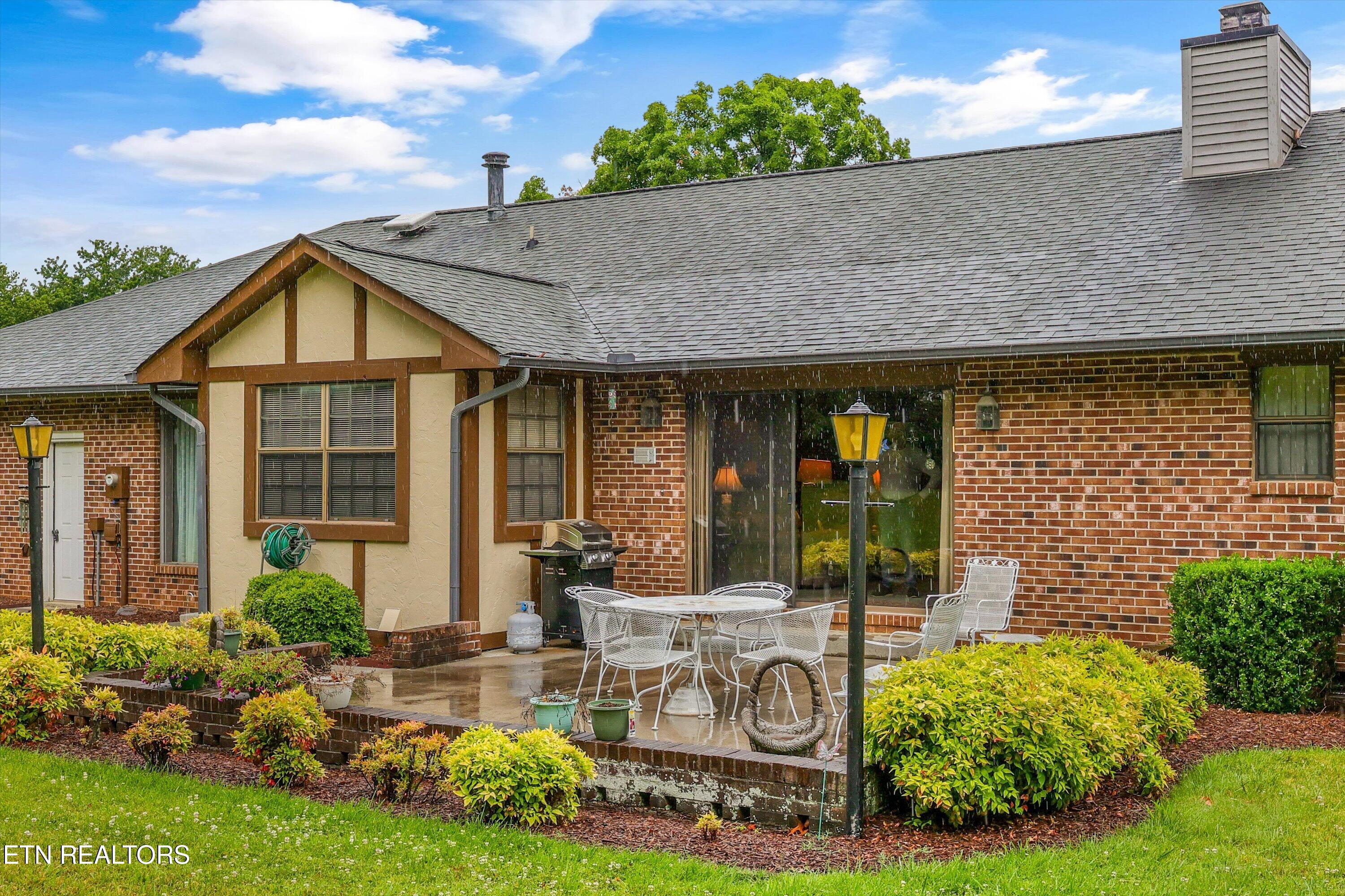 944 S Briarcliff Circle Maryville TN 37803