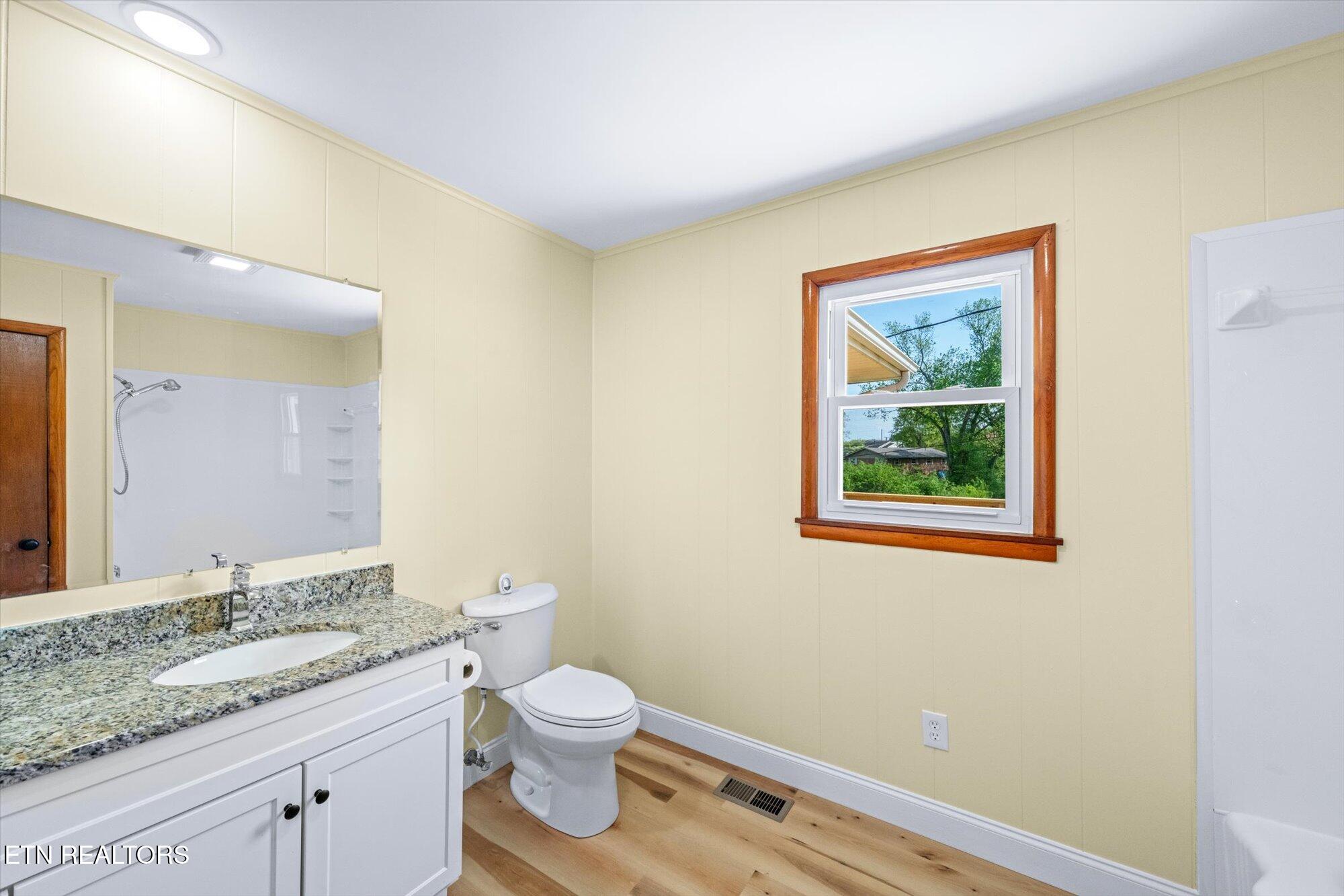 405 Mason Lane Loudon TN 37774