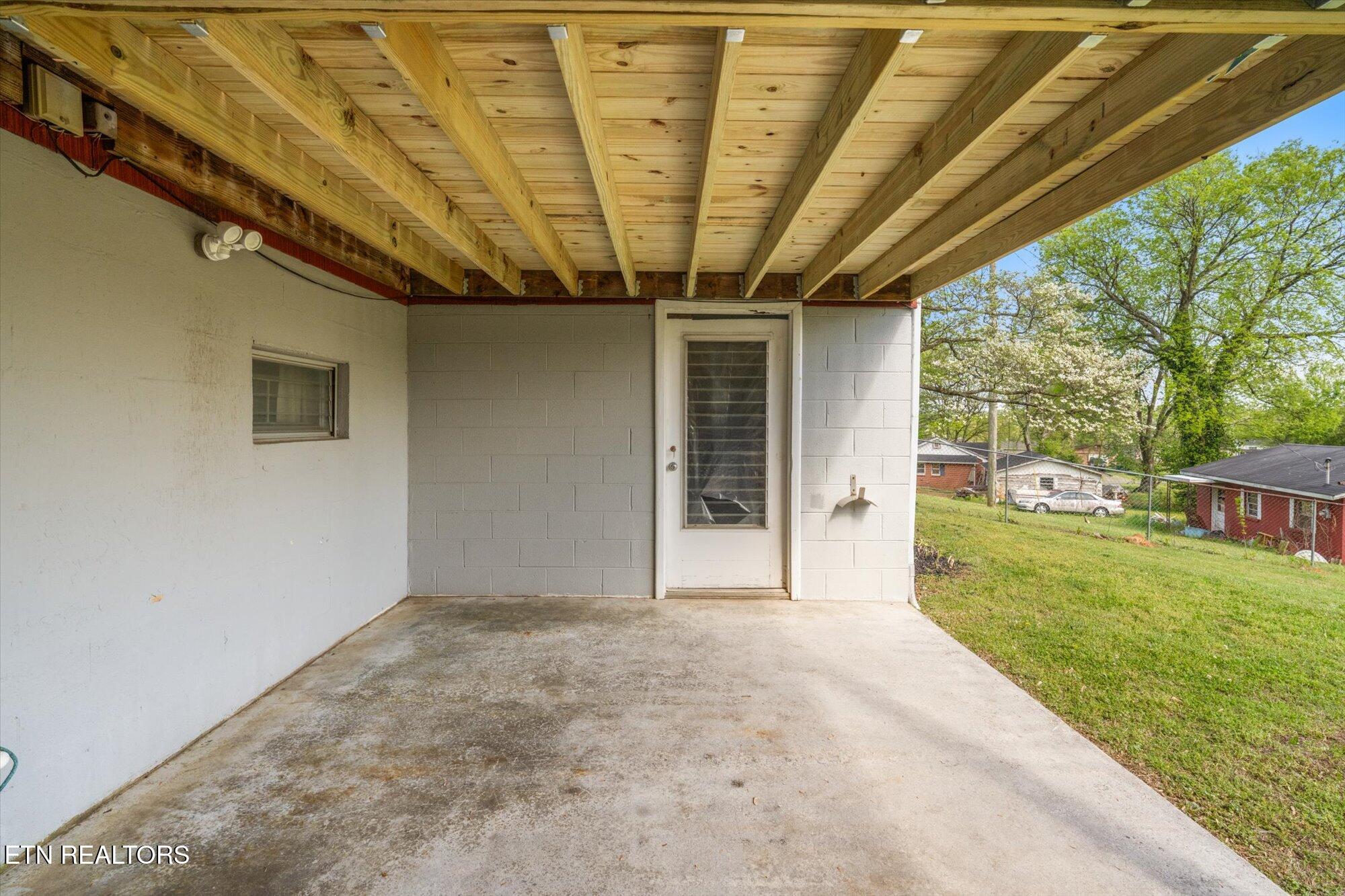 405 Mason Lane Loudon TN 37774