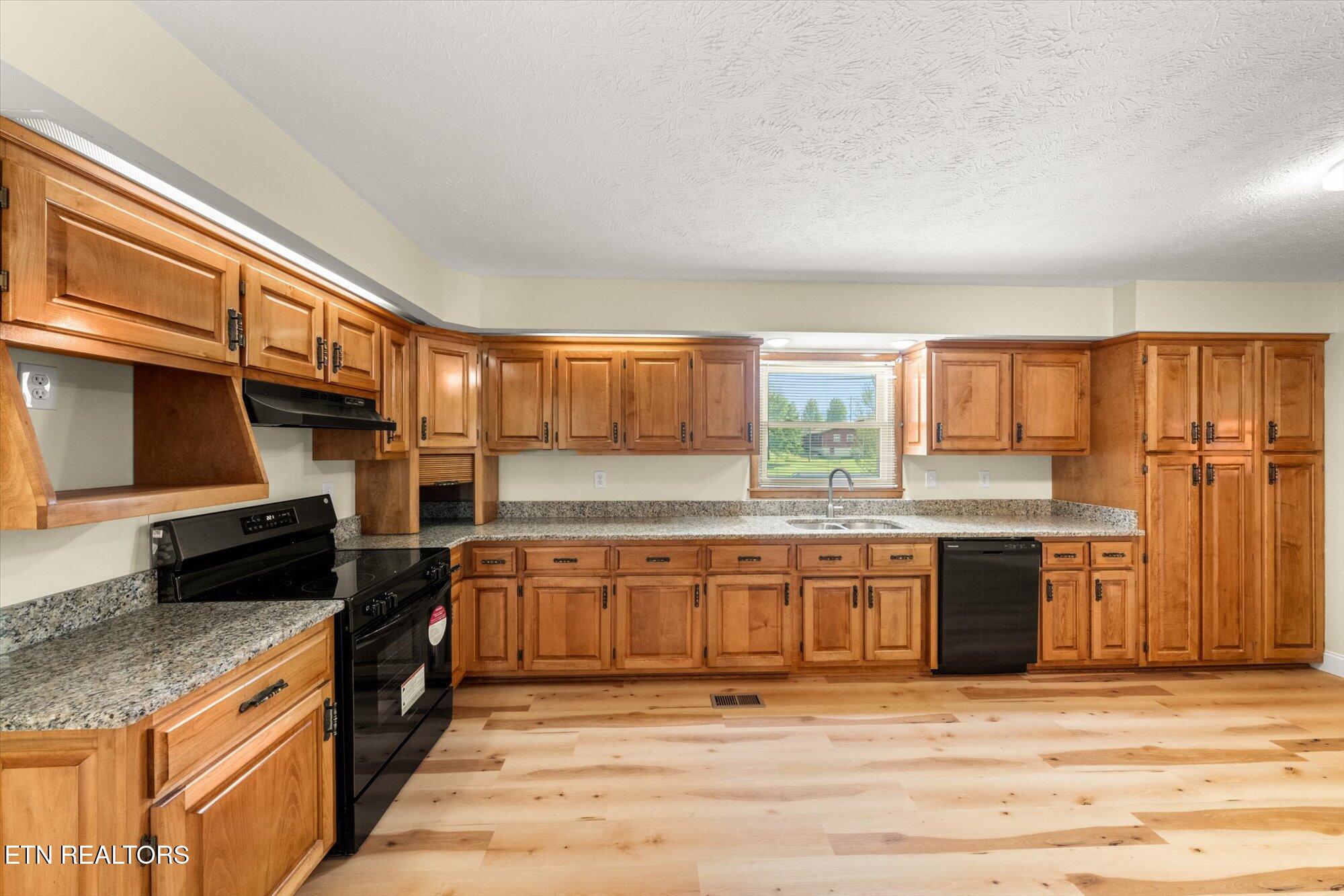 405 Mason Lane Loudon TN 37774