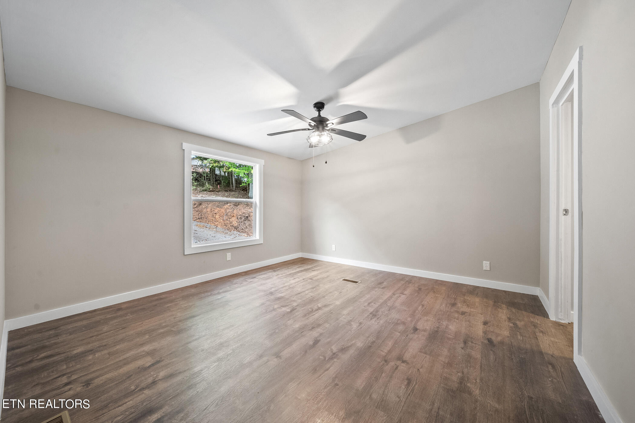 654 Richard Browning Way Knoxville TN 37920
