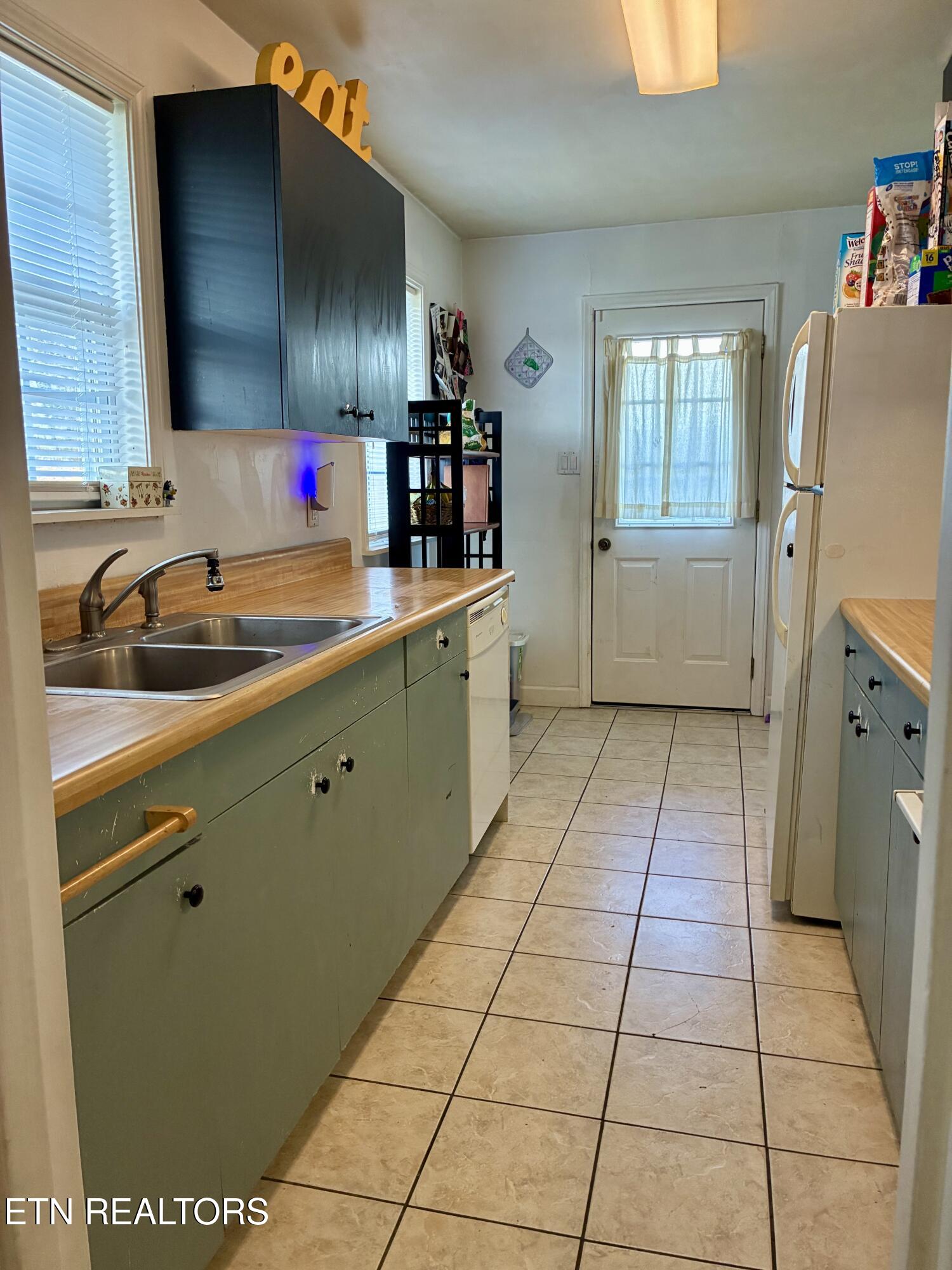 318 East Drive Oak Ridge TN 37830