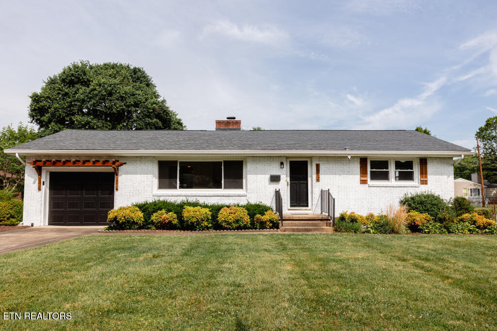 1512 Monterey Avenue Kingsport TN 37664