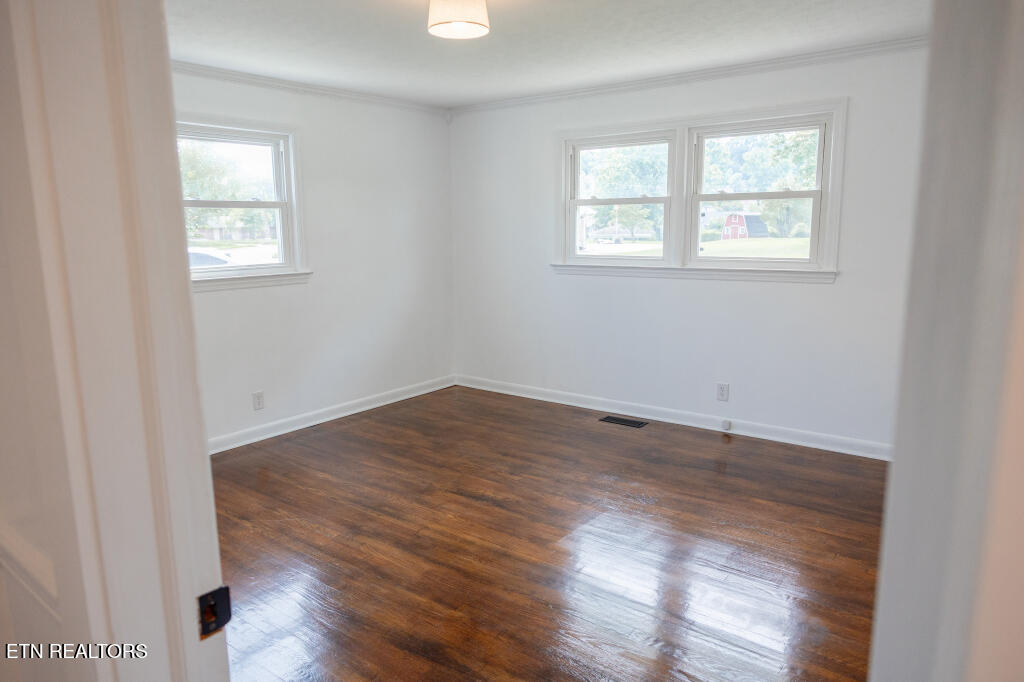1512 Monterey Avenue Kingsport TN 37664