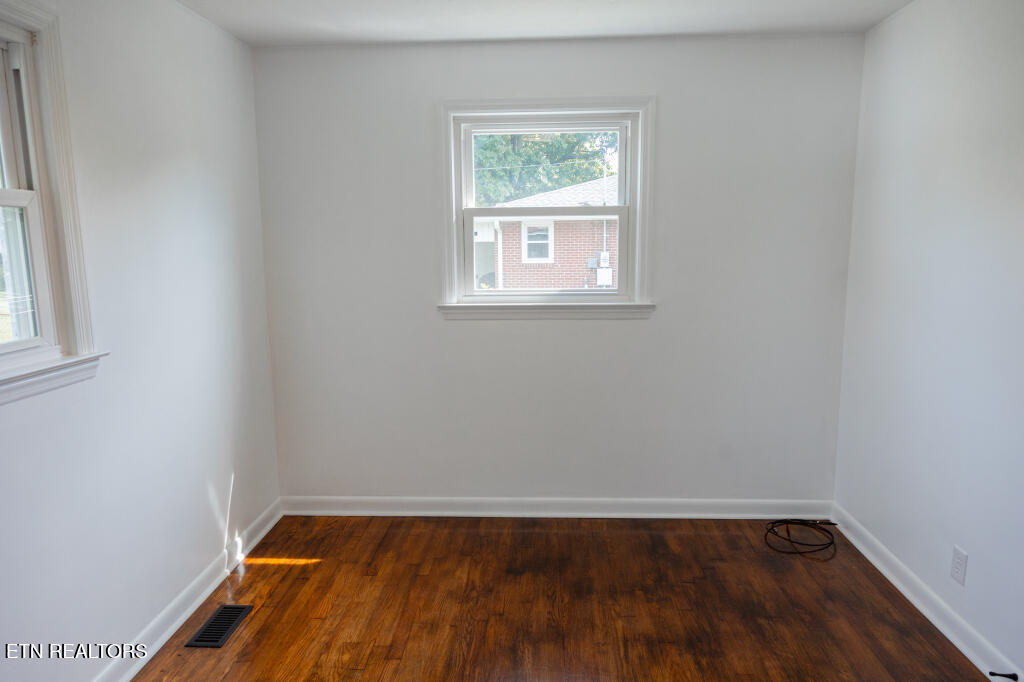 1512 Monterey Avenue Kingsport TN 37664