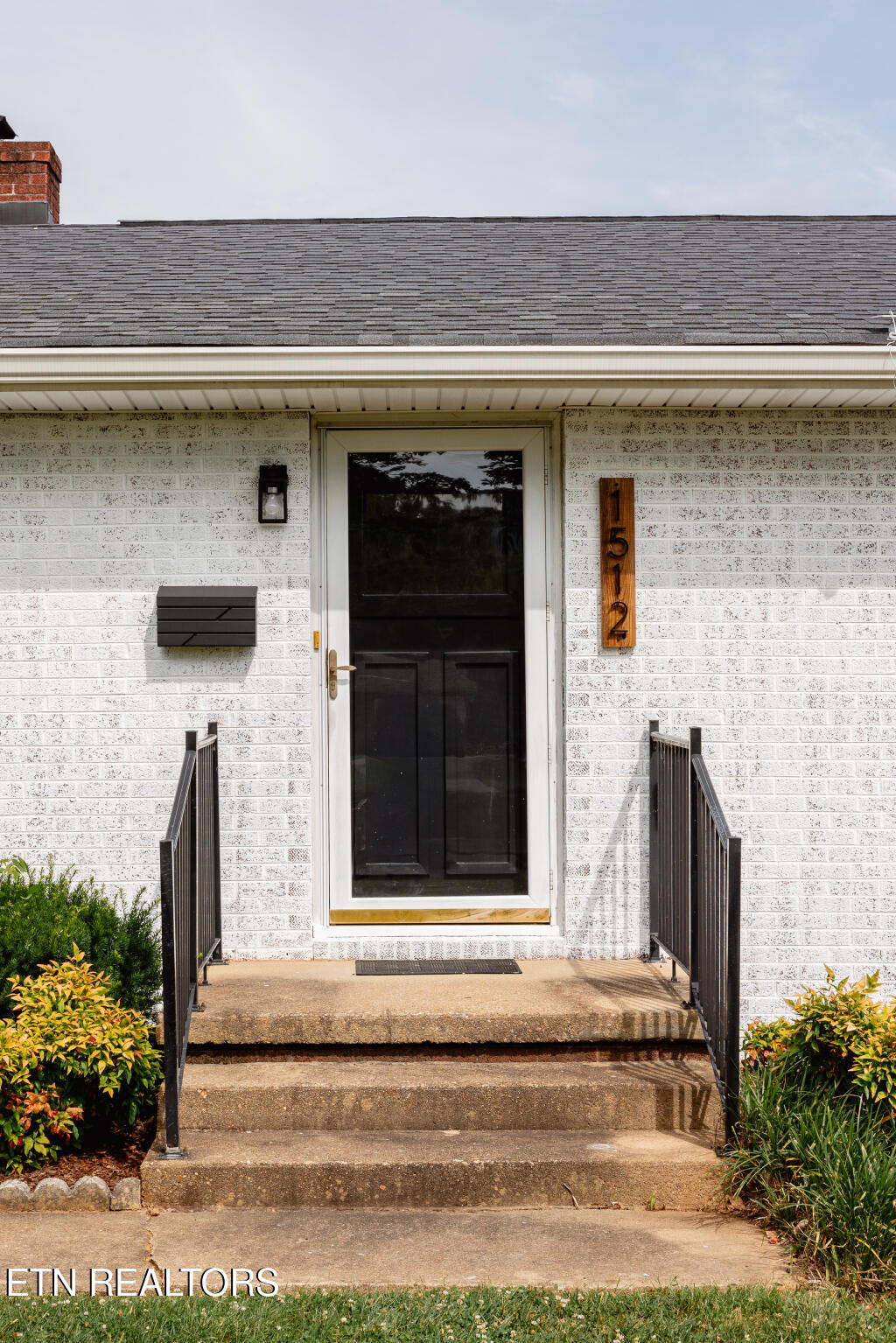 1512 Monterey Avenue Kingsport TN 37664