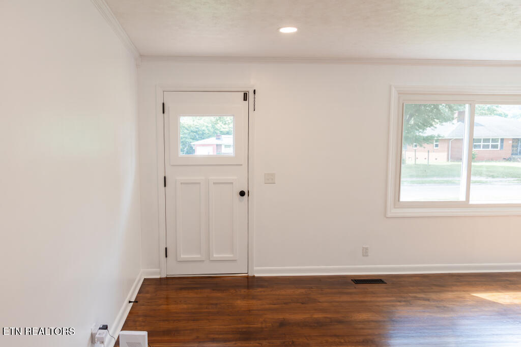 1512 Monterey Avenue Kingsport TN 37664