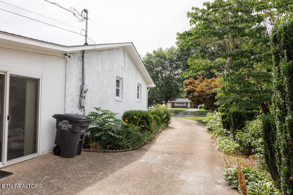 1512 Monterey Avenue Kingsport TN 37664