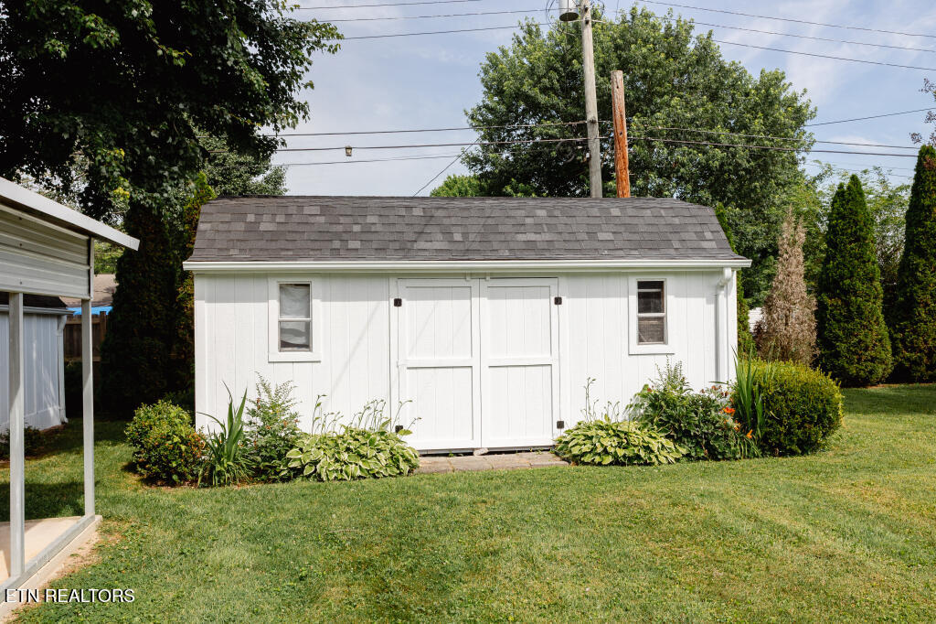 1512 Monterey Avenue Kingsport TN 37664