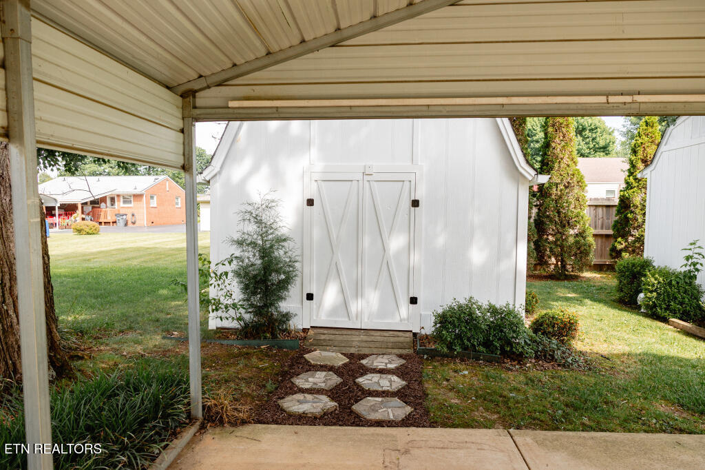 1512 Monterey Avenue Kingsport TN 37664
